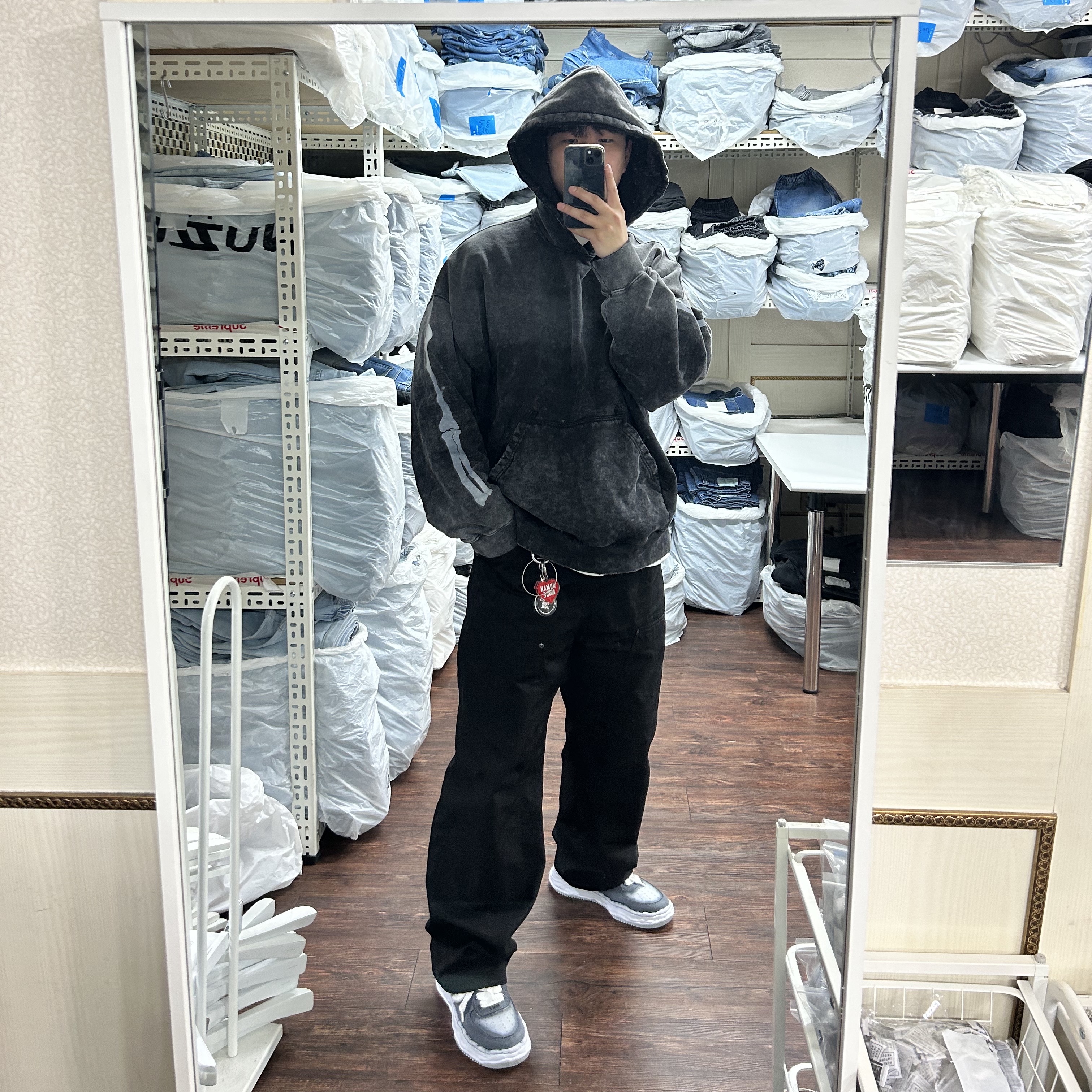 Maison Mihara Yasuhiro Wayne OG Sole Effect Canvas Low-top Sneakers Black, Human Made Carabiner 70mm Silver 착용 스타일 - 1