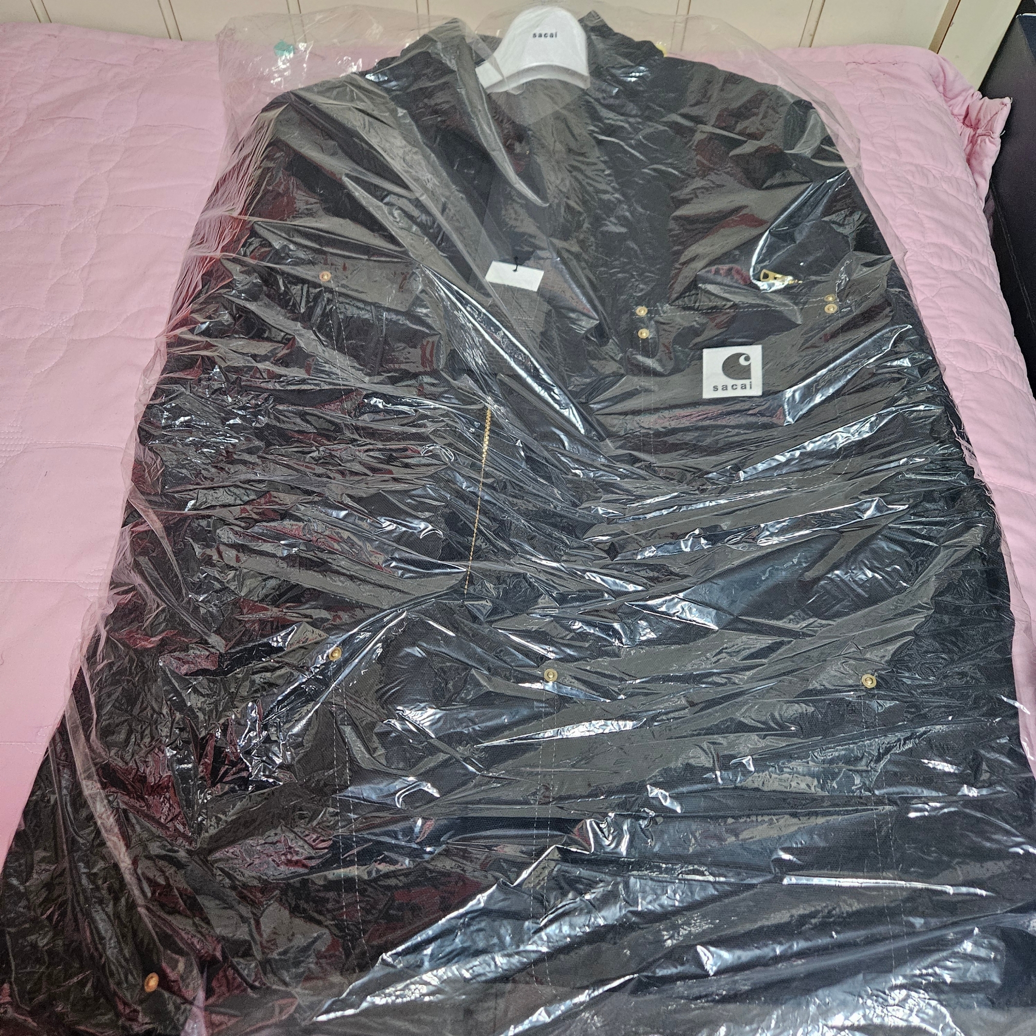 Sacai x Carhartt WIP Reversible Duck Jacket Black 착용 스타일