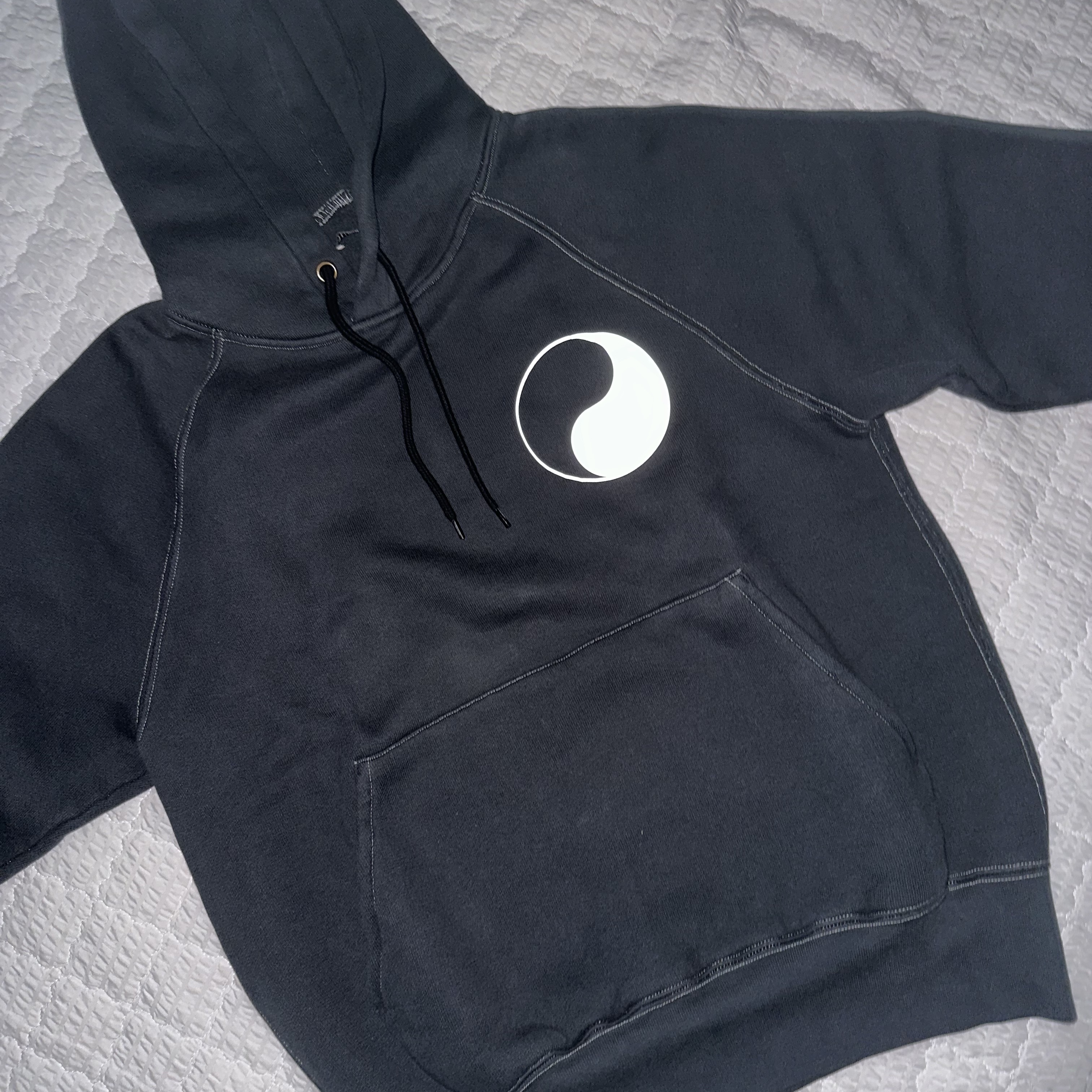 Our Legacy Work Shop Hood Yin Yang Reflective Black 착용 스타일 - 1