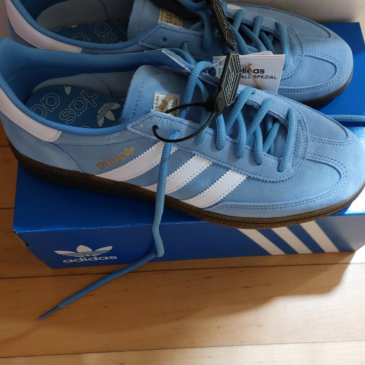 Adidas Spezial Handball Light Blue 착용 스타일