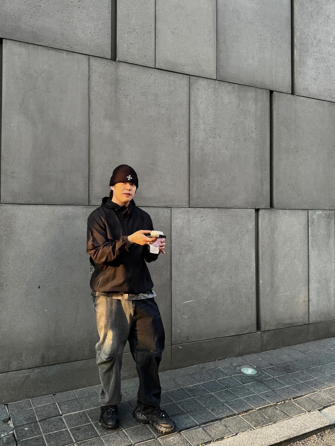 Surgery Clover Logo Beanie Ver.2 Black, Xlim EP.5 07 Jacket Black 착용 스타일 - 2