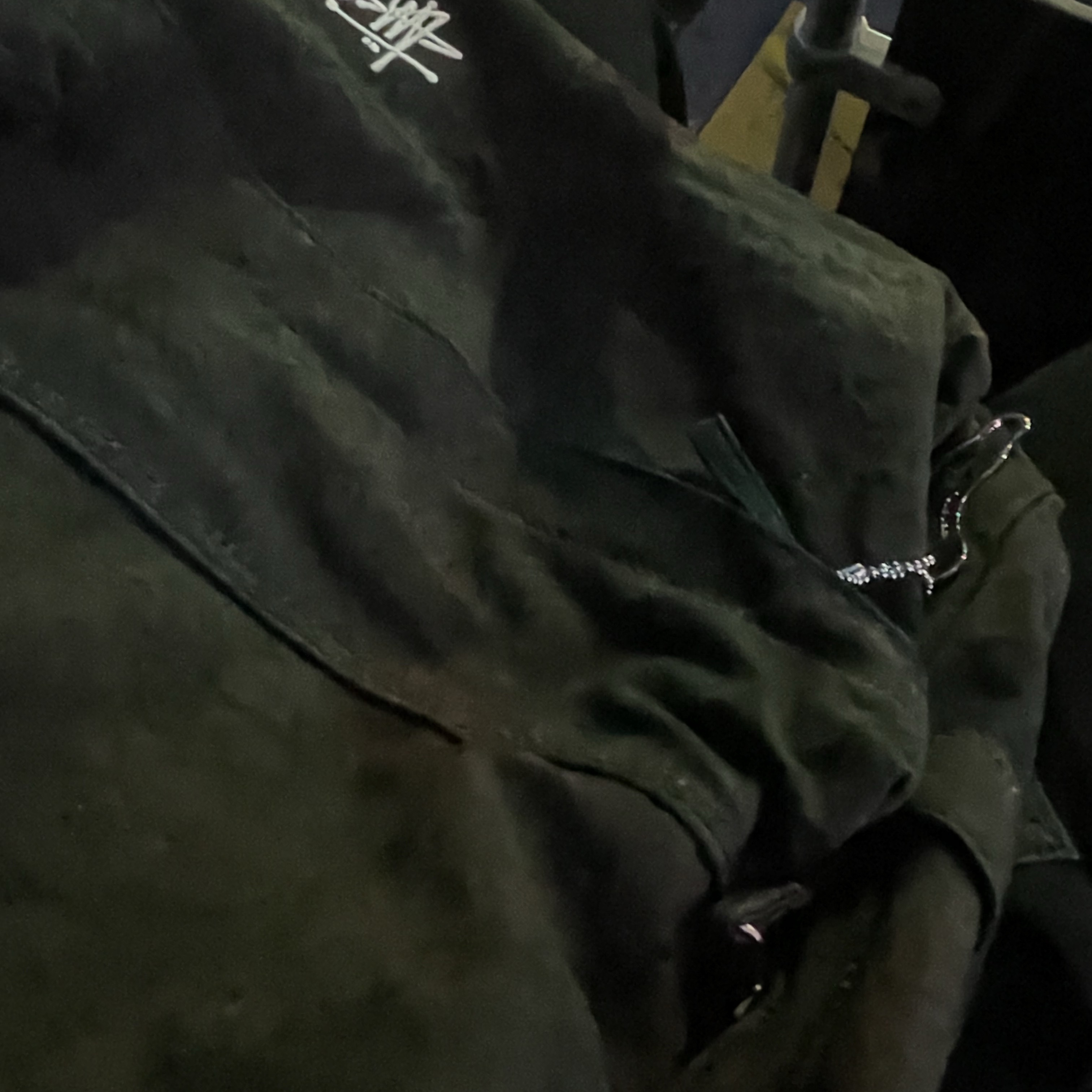 Stussy Canvas Backpack Washed Black 착용 스타일 - 1