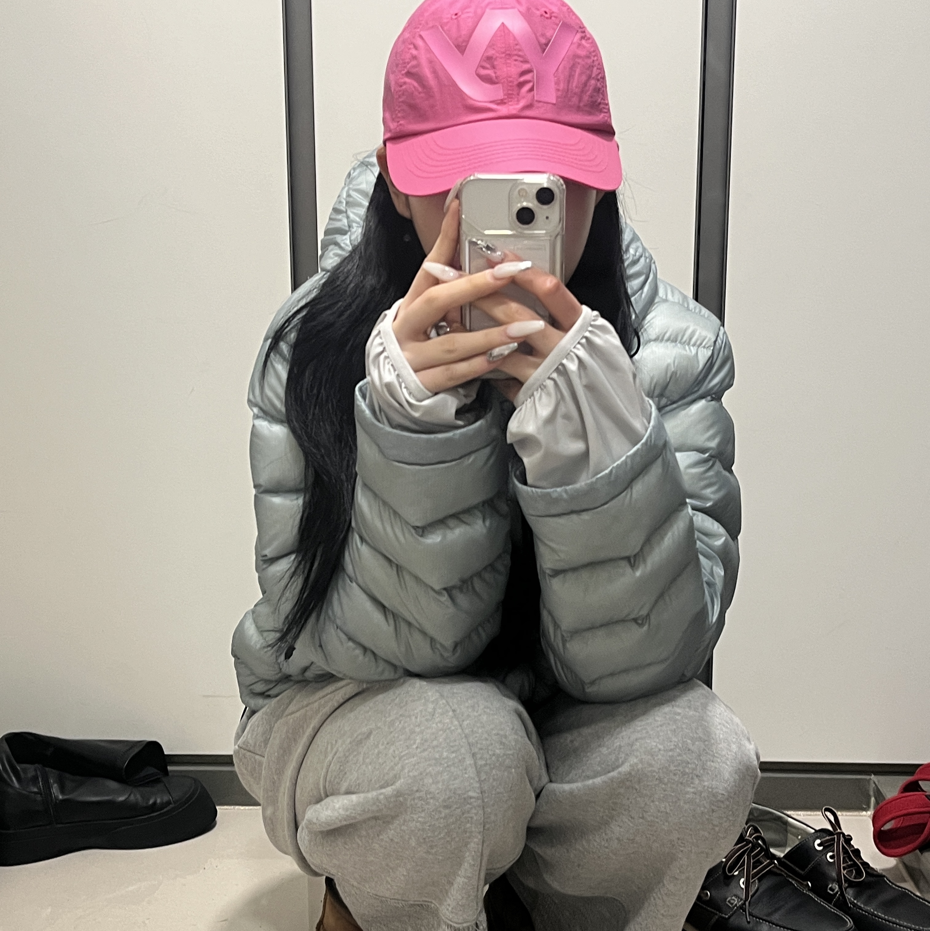 Sansan Gear Suffix Puffer Jacket Sky Blue - 23FW, UGG Classic Mini Boots Chestnut 착용 스타일 - 1