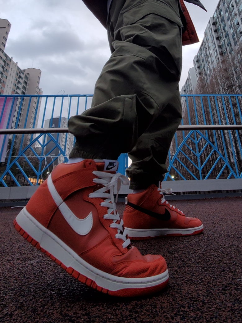 Nike Dunk High Retro PRM EMB One Game 착용 스타일 - 3