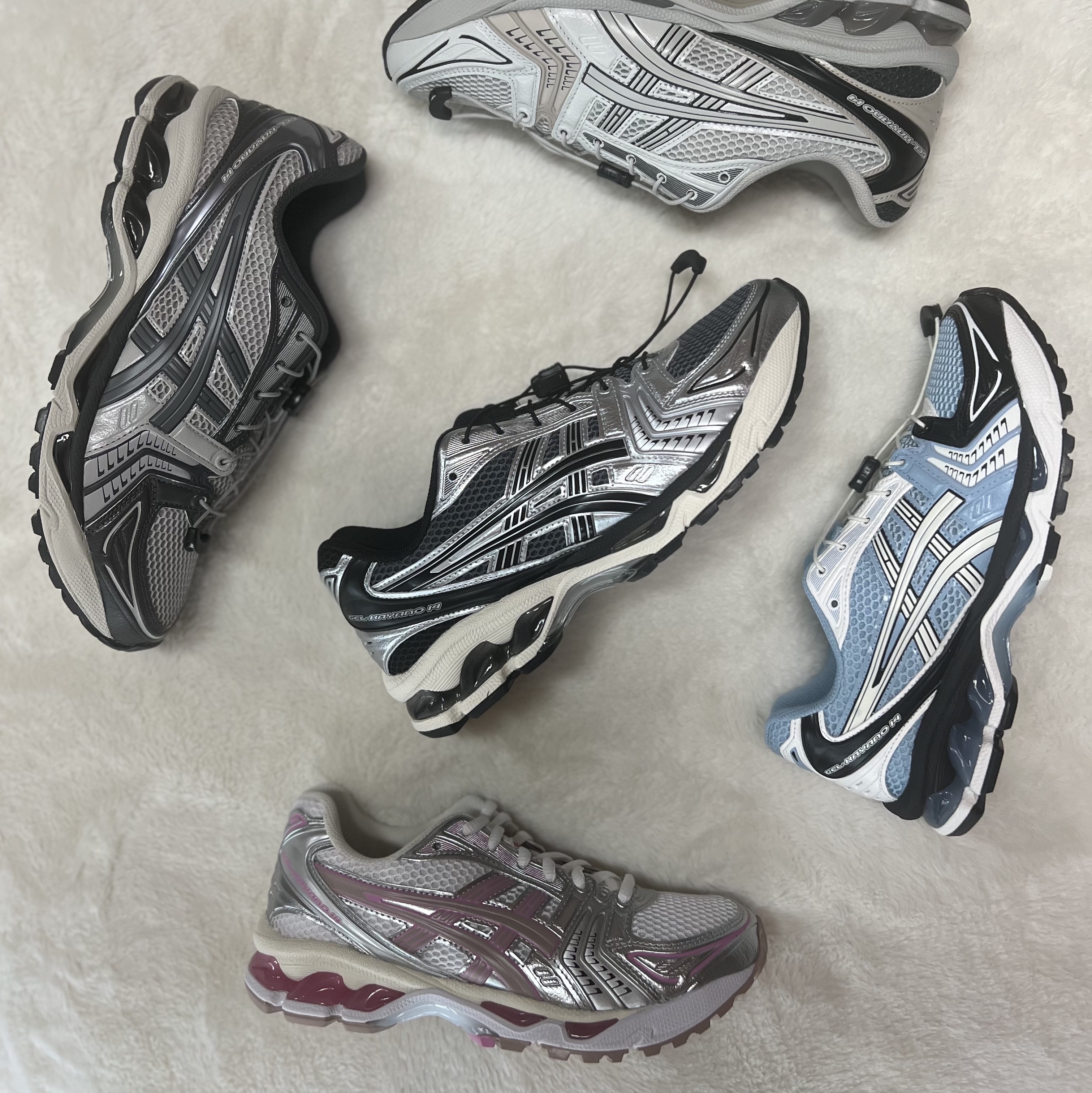 Asics Unlimited Gel-Kayano 14 Carrier Grey Black, Asics Unlimited Gel-Kayano 14 Oyster Grey Clay Grey 착용 스타일