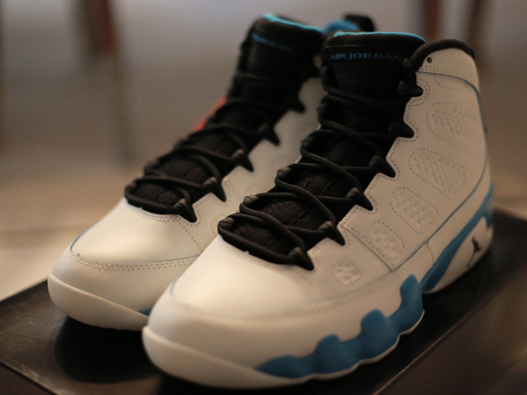 Jordan 9 Retro Powder Blue 착용 스타일 - 2