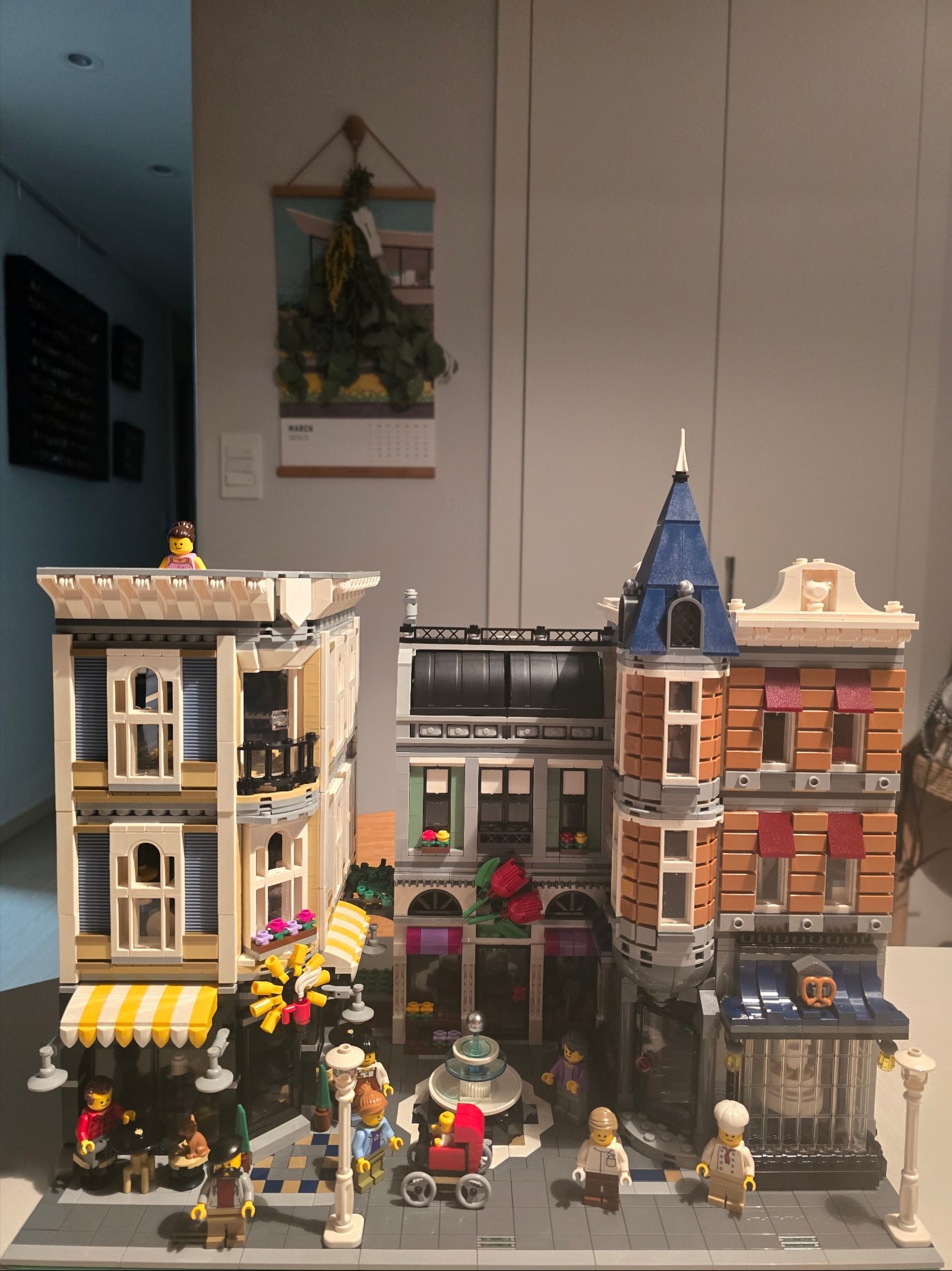 Lego Assembly Square 착용 스타일