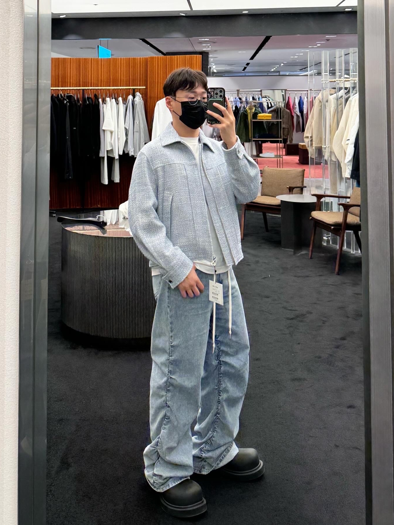 Wooyoungmi Shearling Wide Denim Pants Blue - 24SS, Balenciaga Steroid Derby Black 착용 스타일 - 4