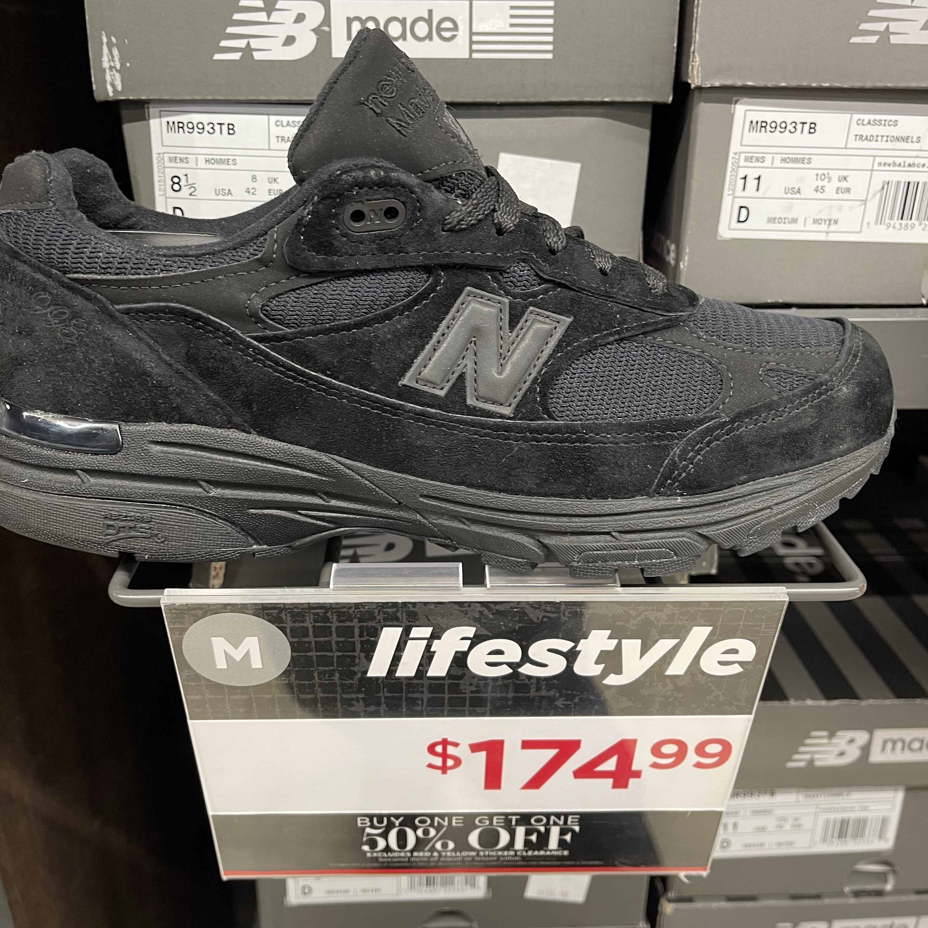 New Balance 993 Made in USA Triple Black - D Standard 착용 스타일