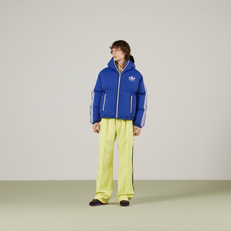 Gucci x Adidas Nylon Down Jacket Blue 착용 스타일 - 1