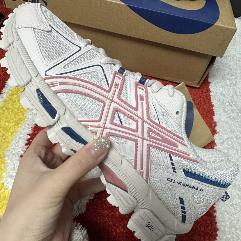 (W) Asics Gel-Kahana 8 Cream Pink 착용 스타일