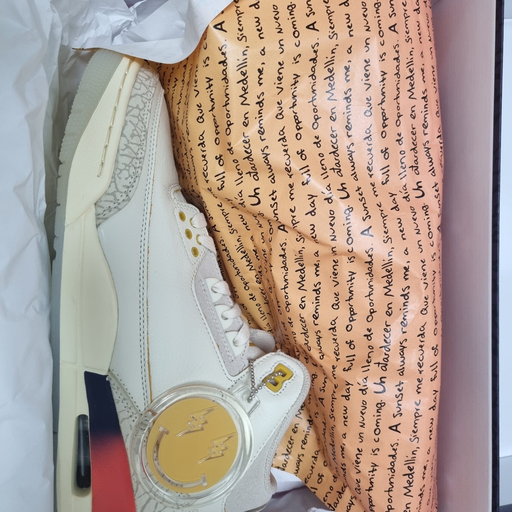 Jordan 3 x J Balvin Retro SP Sunset 착용 스타일