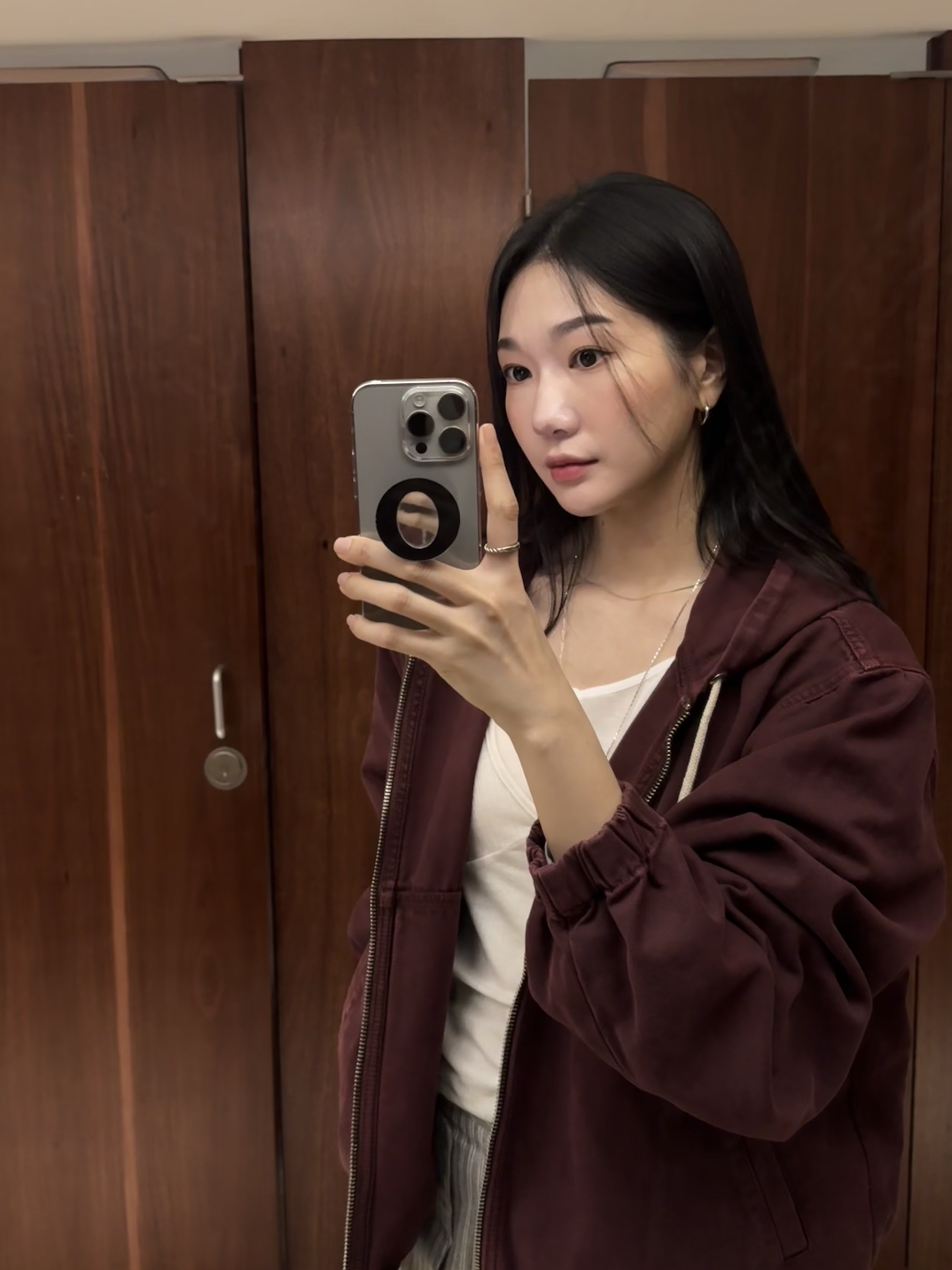 Stussy Unlined Canvas Work Jacket Wine 착용 스타일 - 3