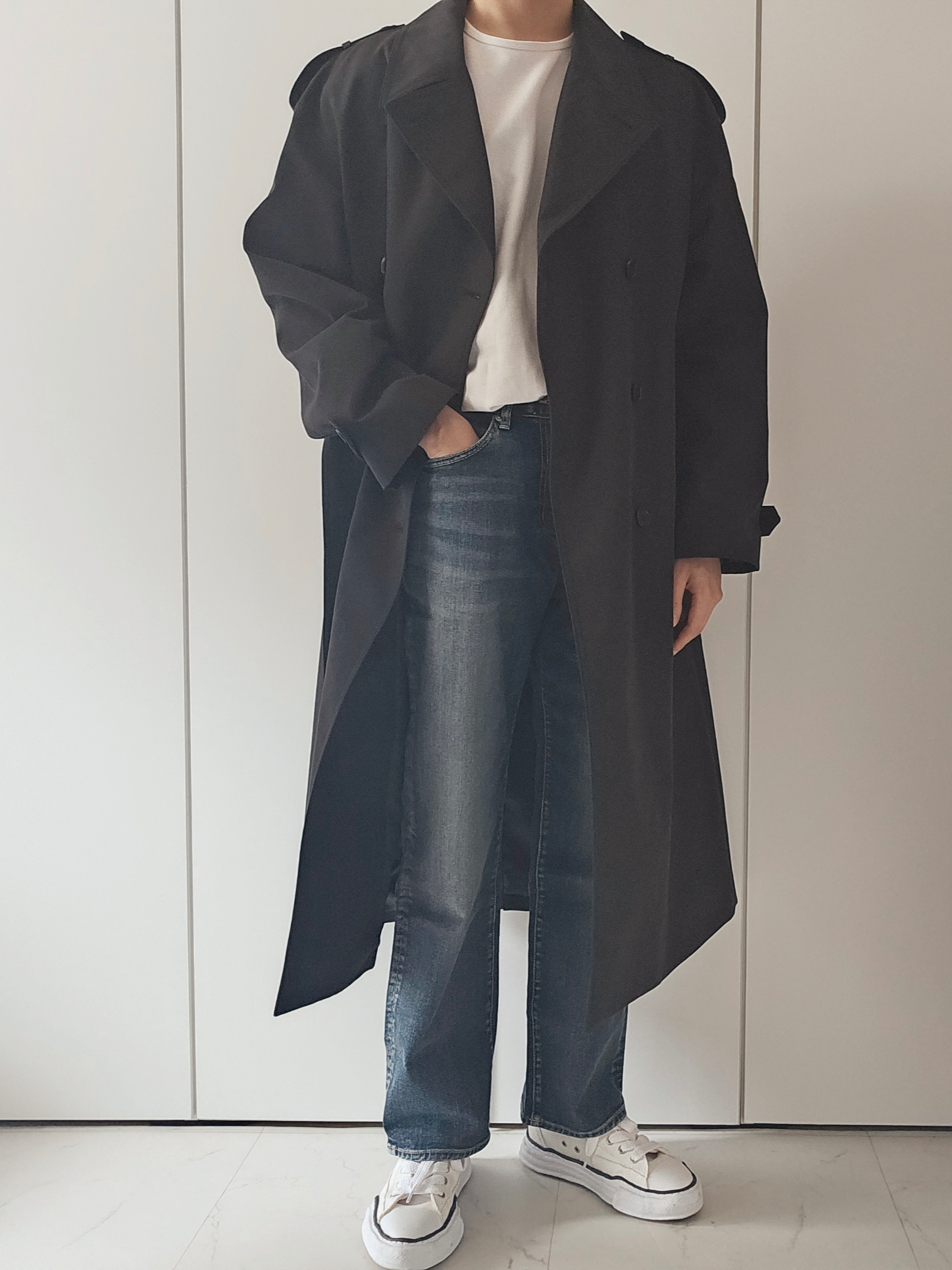 Maison Mihara Yasuhiro Peterson OG Sole Canvas Low Sneakers White 착용 스타일