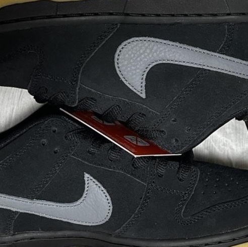 Nike SB Dunk Low Pro Black Cool Grey 착용 스타일