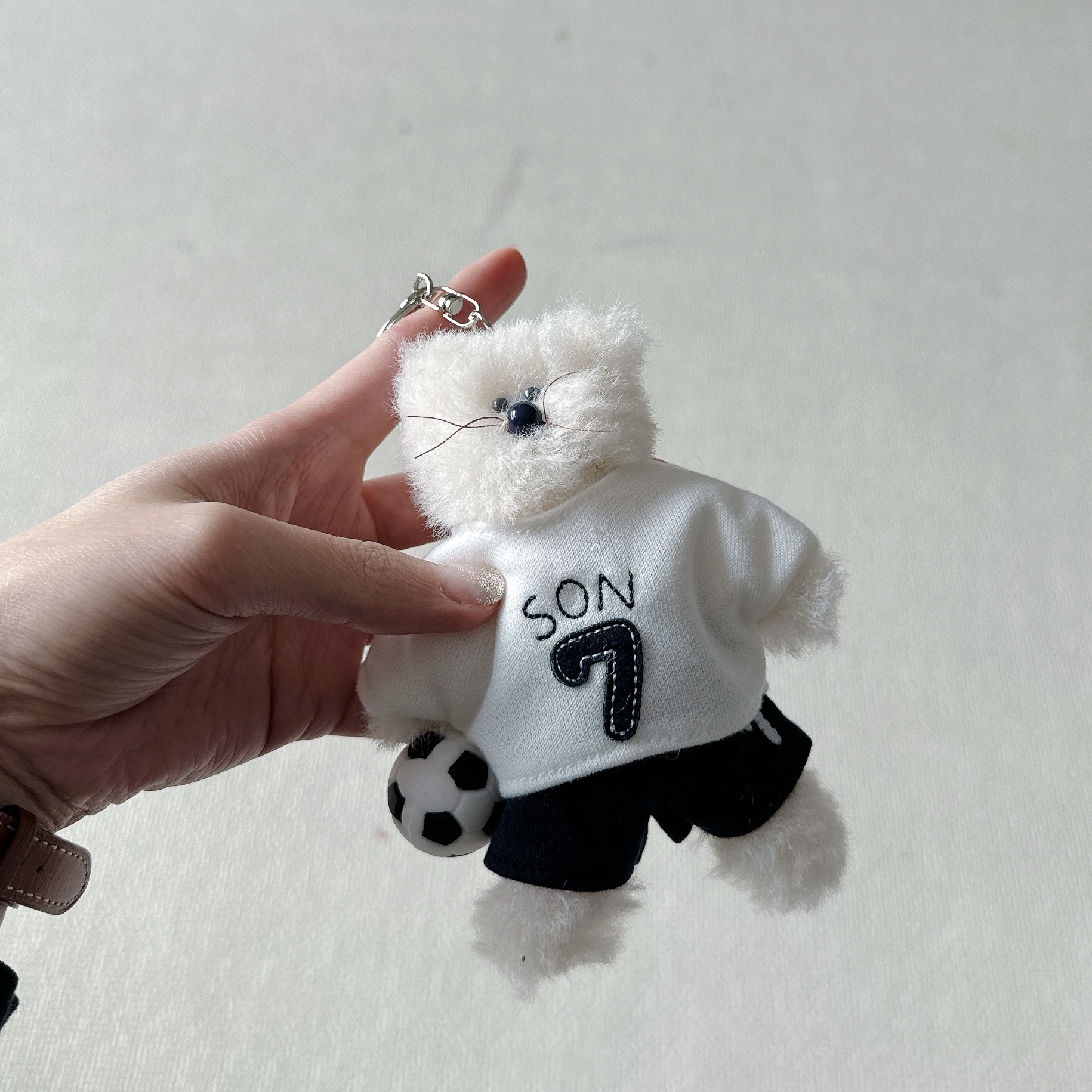 [예약 배송] NOS7 x Monamhee SON.hee Cream 착용 스타일
