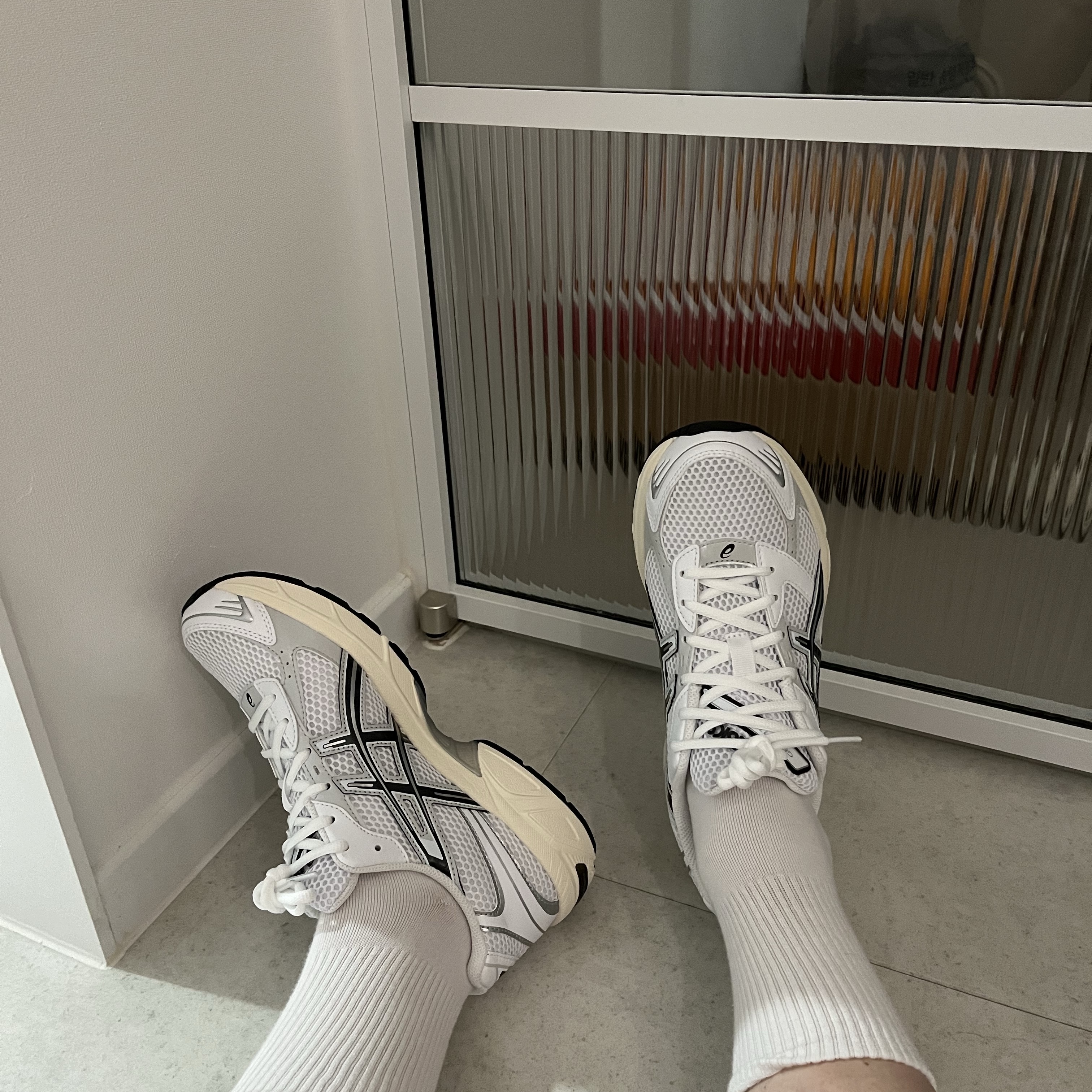 Asics Gel-1130 White Cloud Grey 착용 스타일 - 1
