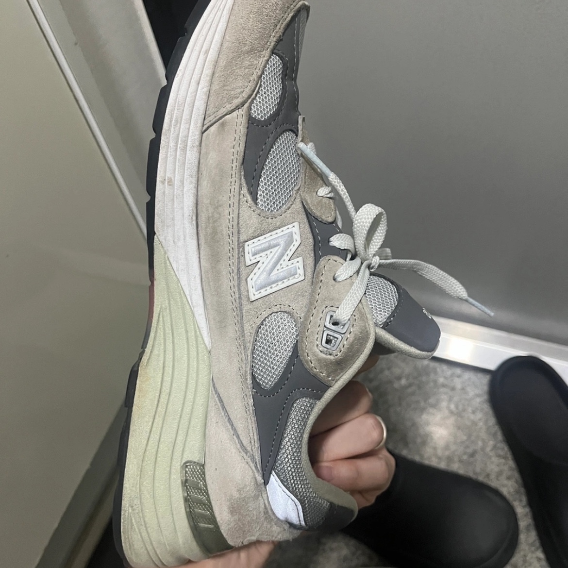 New Balance 992 Made in USA Grey - D Standard 착용 스타일