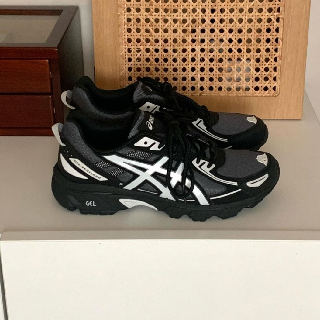 Asics Gel-Venture 6 Carrier Grey 착용 스타일 - 2
