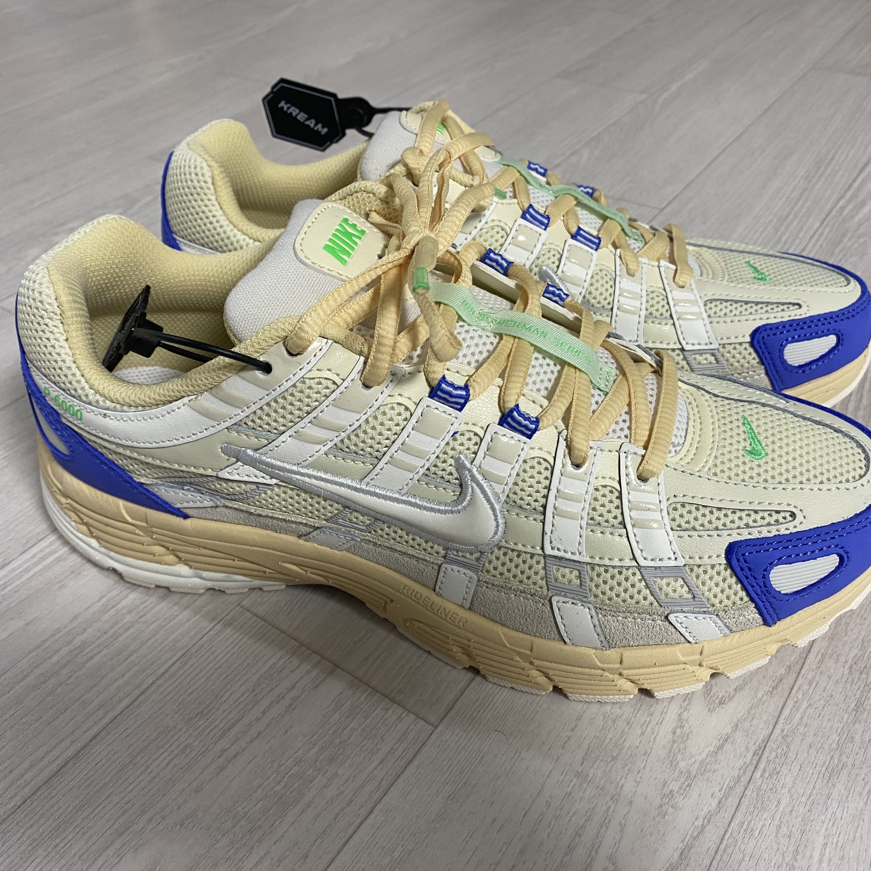 Nike P-6000 Coconut Milk Medium Blue 착용 스타일