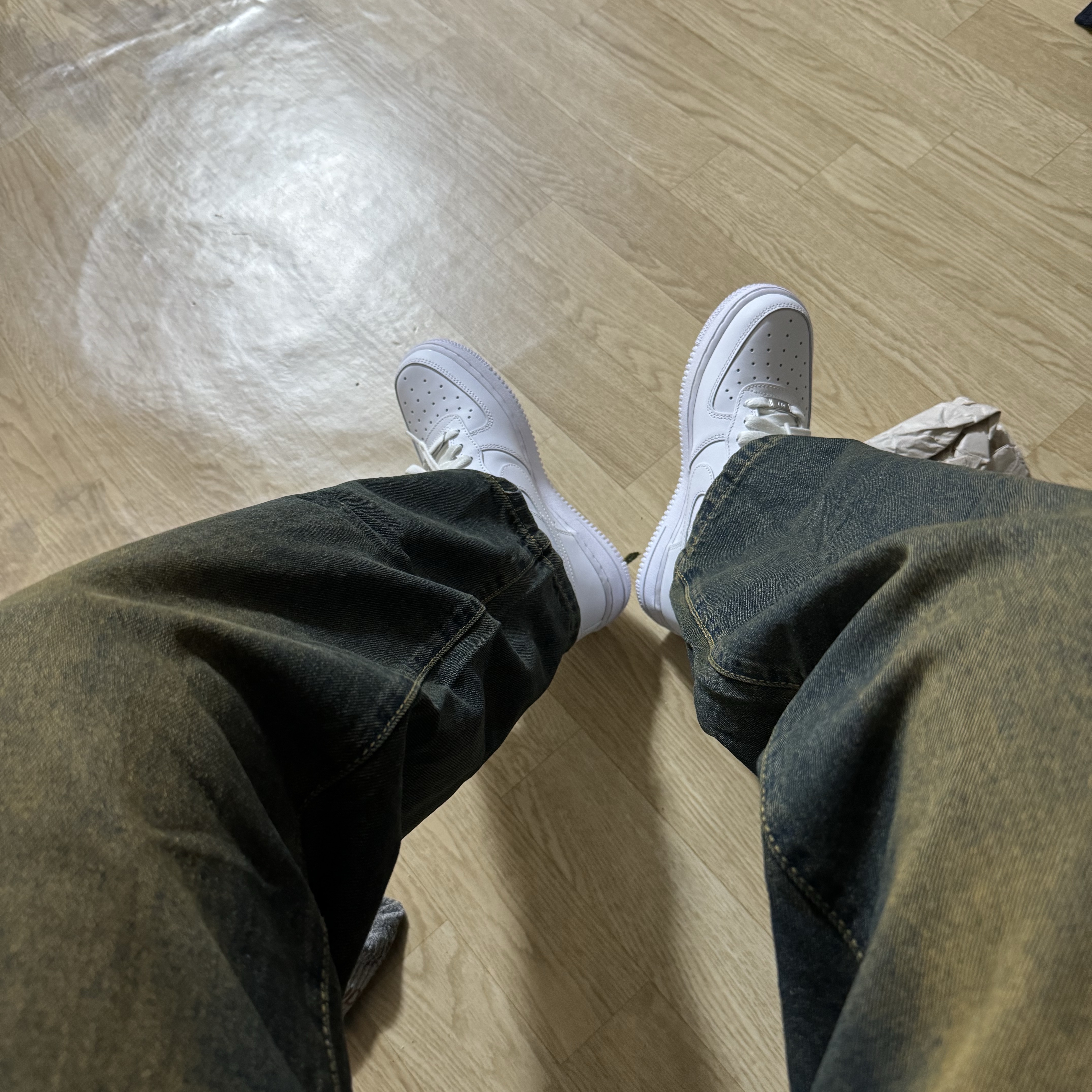 Nike Air Force 1 '07 Low White 착용 스타일