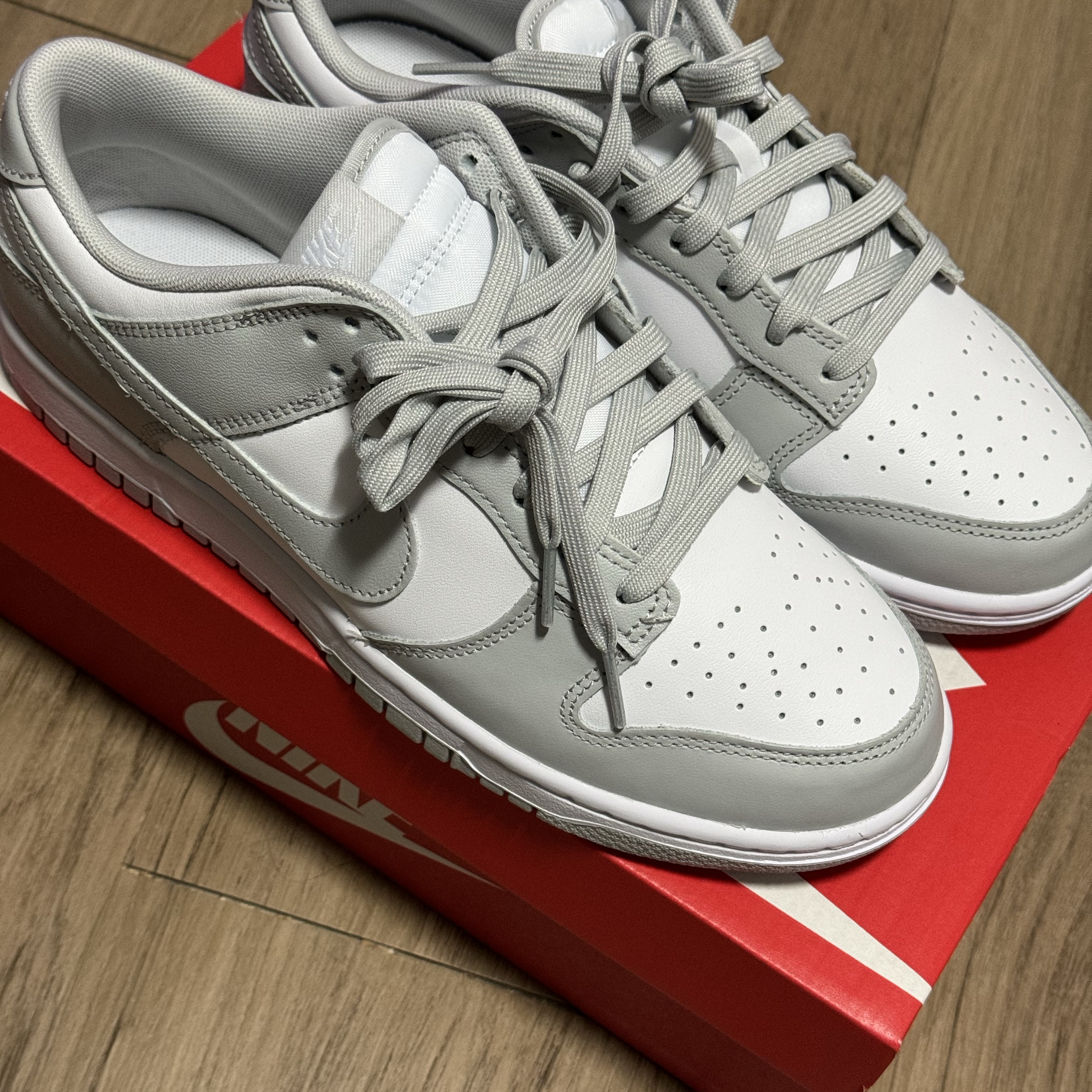 Nike Dunk Low Retro Grey Fog 착용 스타일
