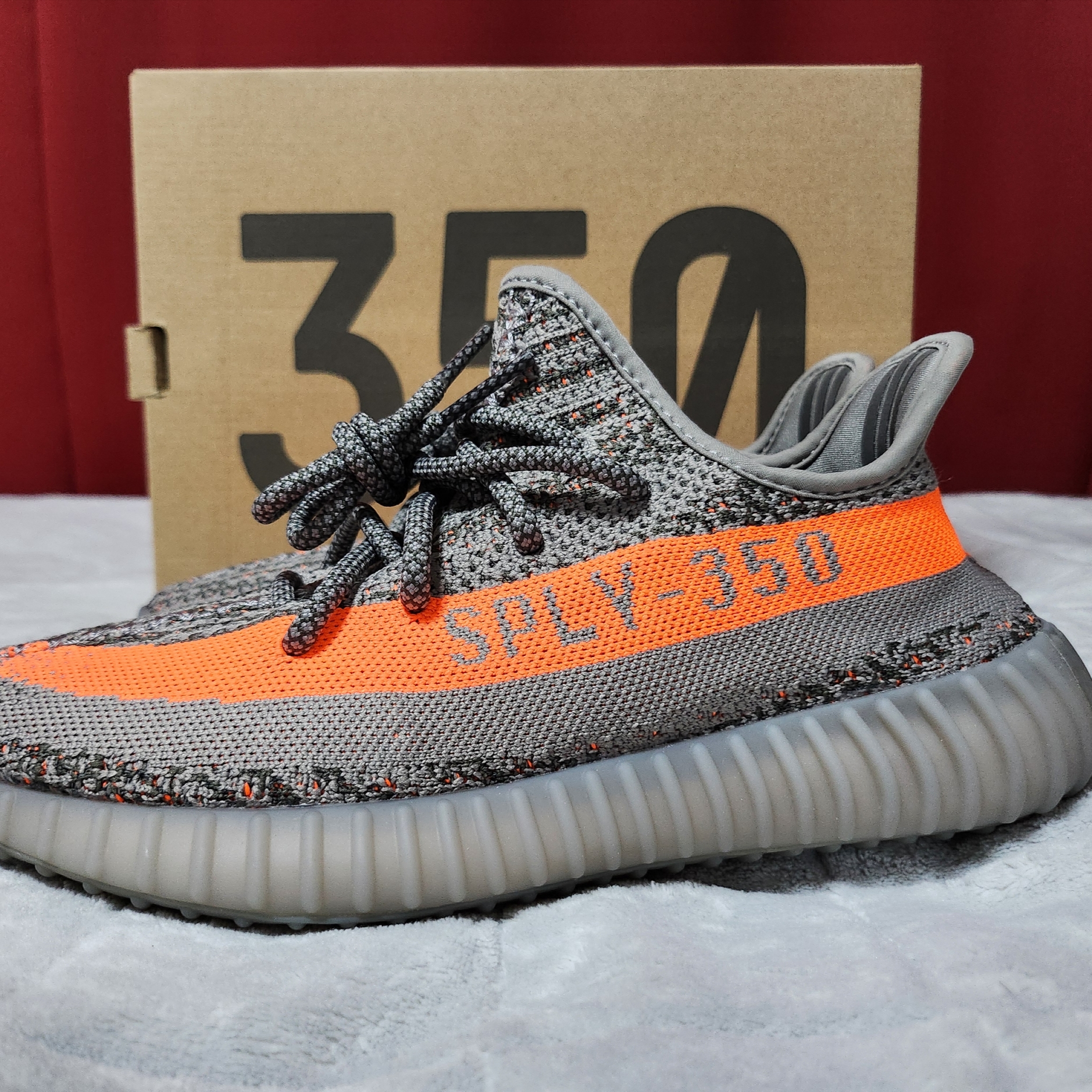 Adidas Yeezy Boost 350 V2 Beluga - Reflective 착용 스타일 - 3