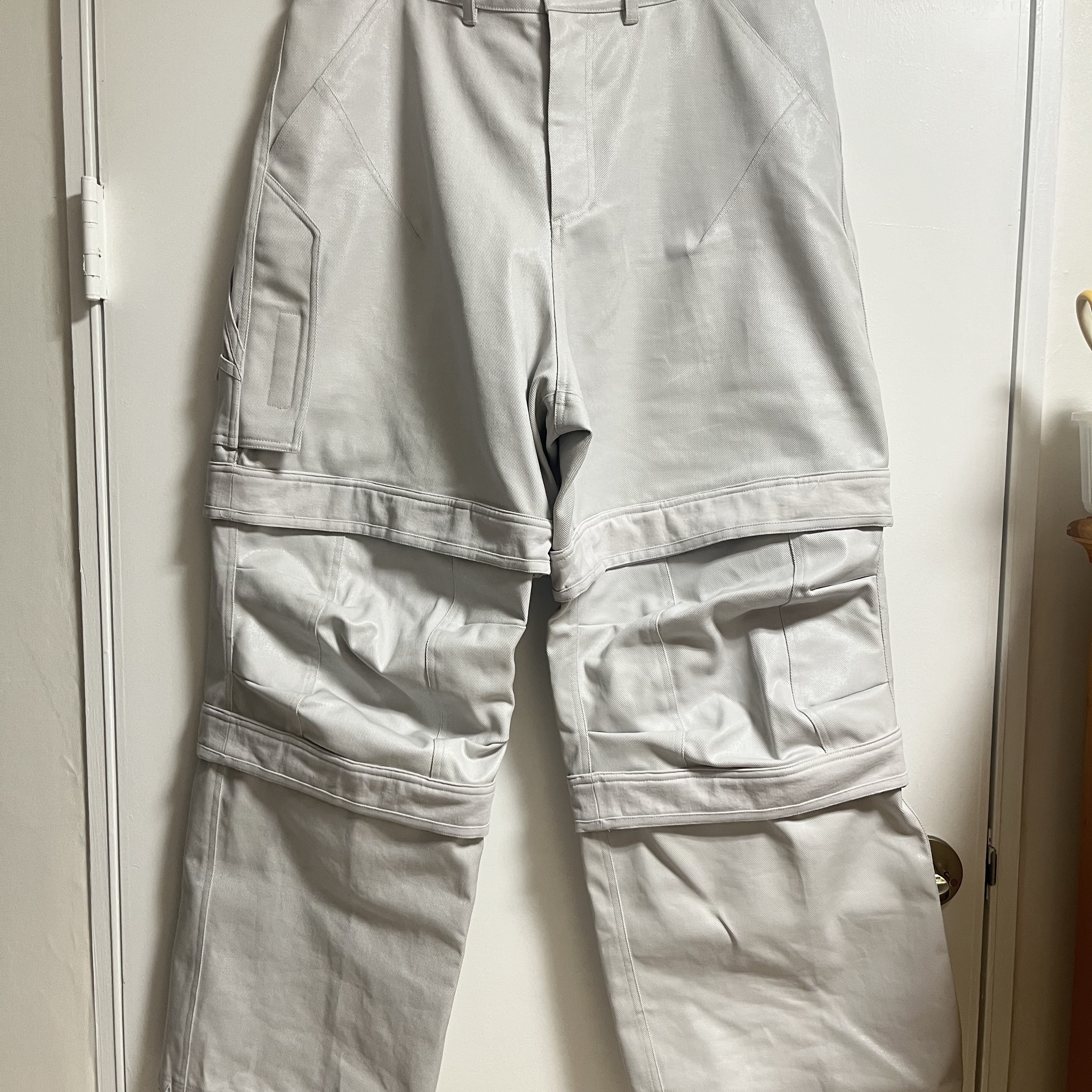 Farfromwhat Far Layered Work Pants White 착용 스타일