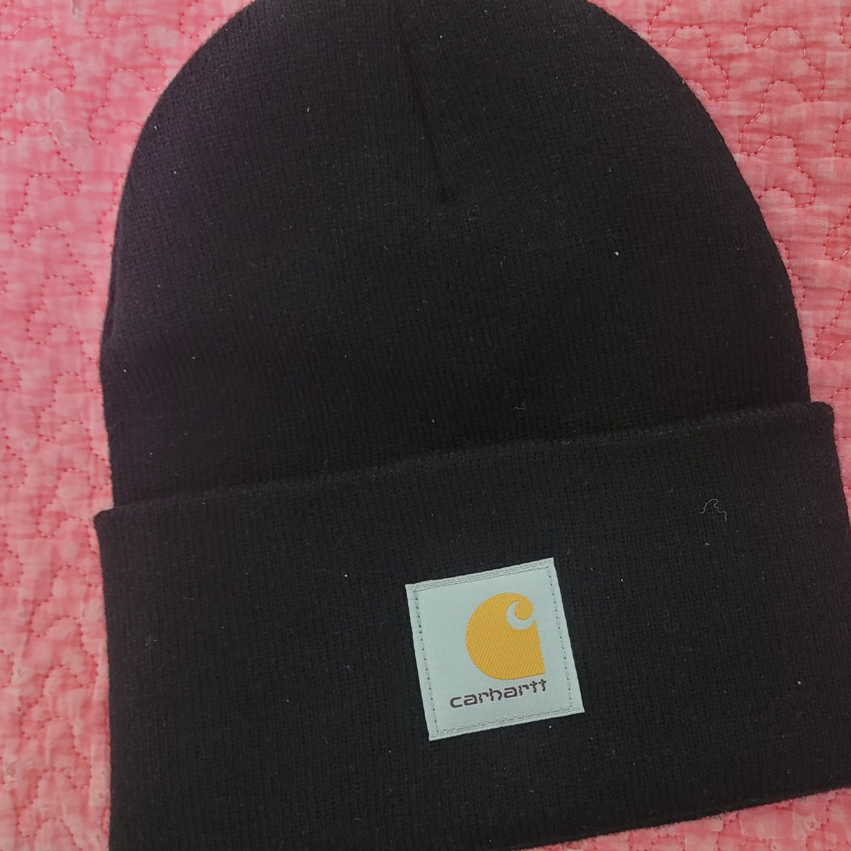 Carhartt Knit Cuffed Beanie Black 착용 스타일