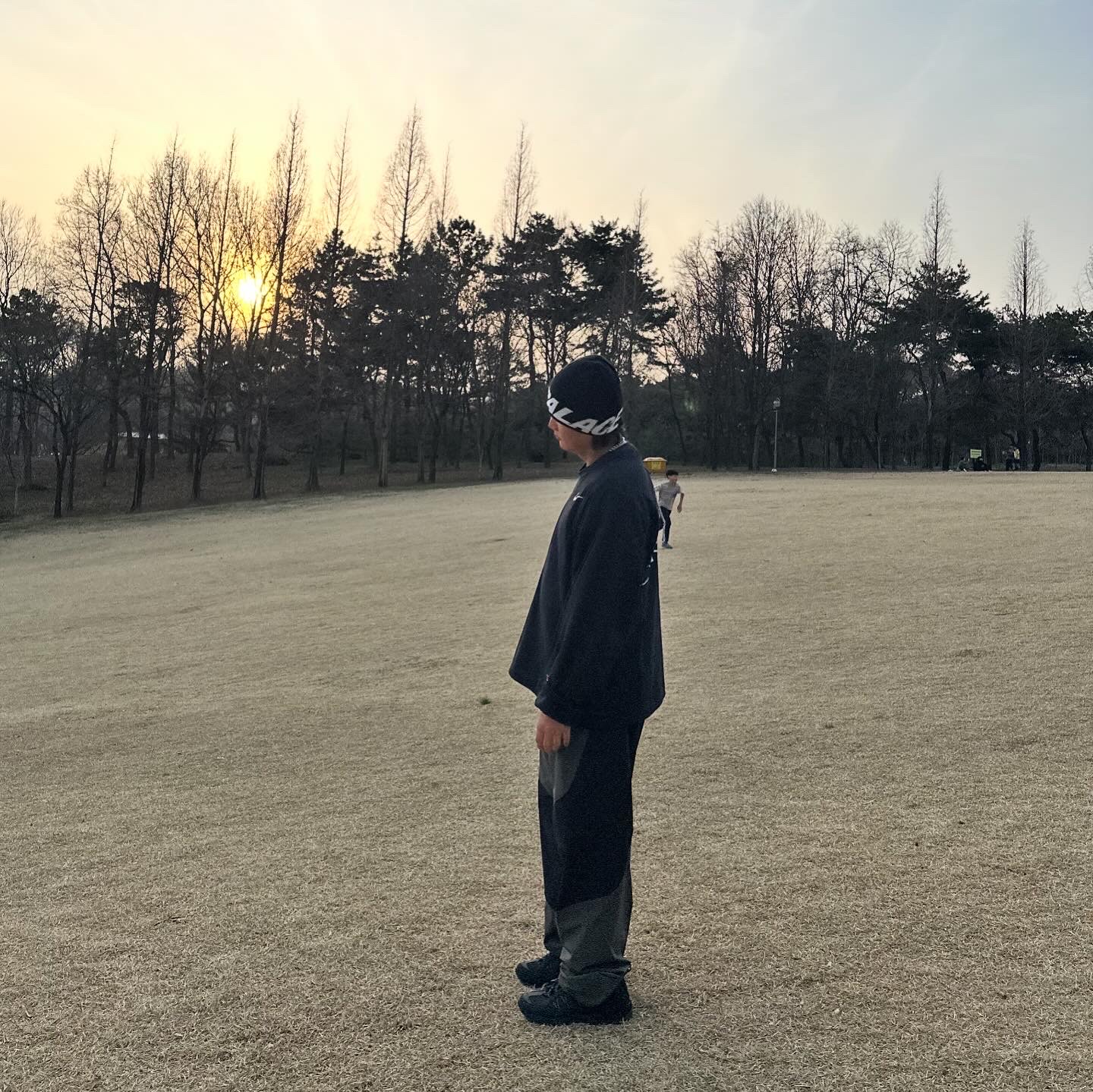 Palace x Umbro Beanie Black - 24SS, Nike x Stussy Long Sleeve Top Black (FJ9164-010) 착용 스타일 - 2