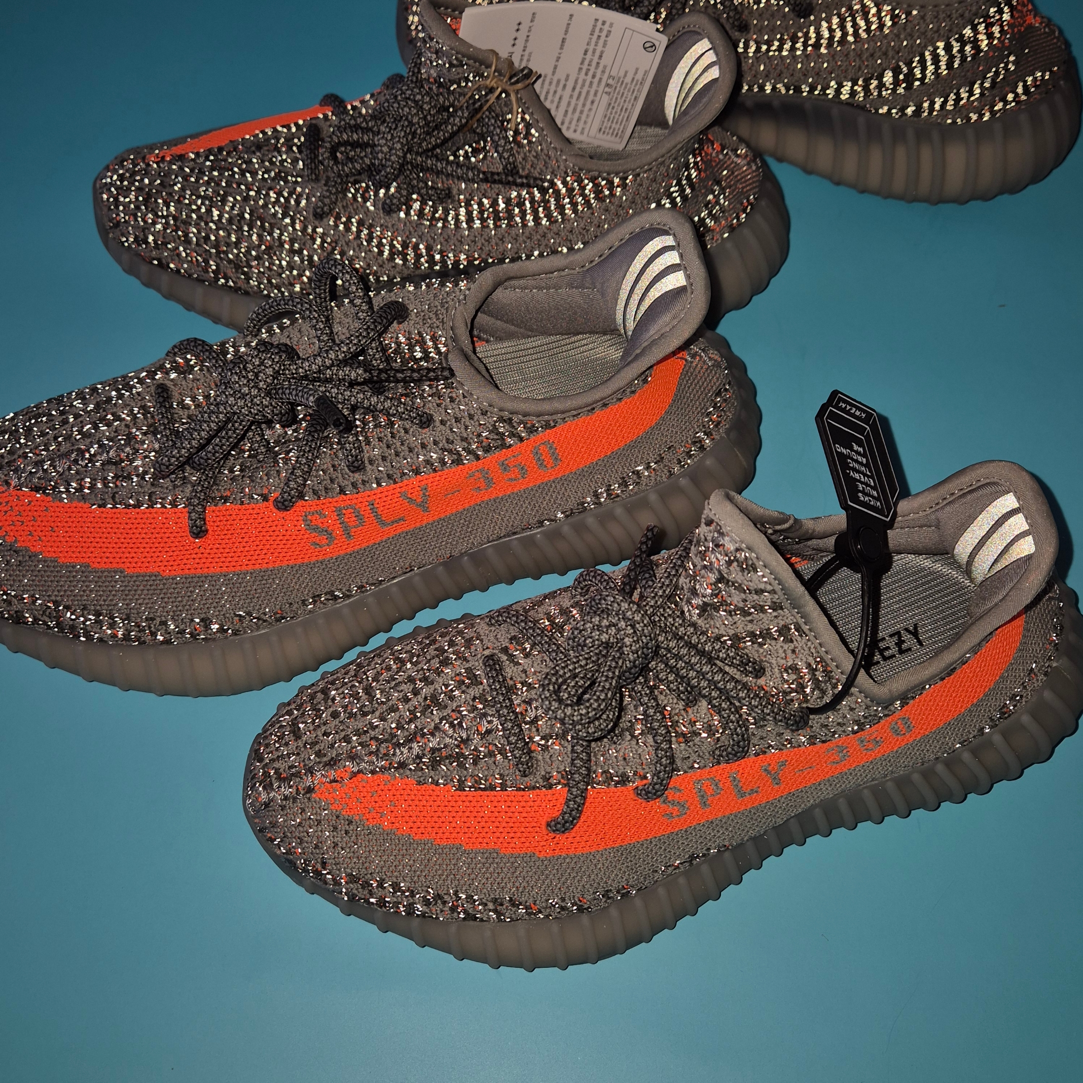 Adidas Yeezy Boost 350 V2 Beluga - Reflective 착용 스타일 - 2