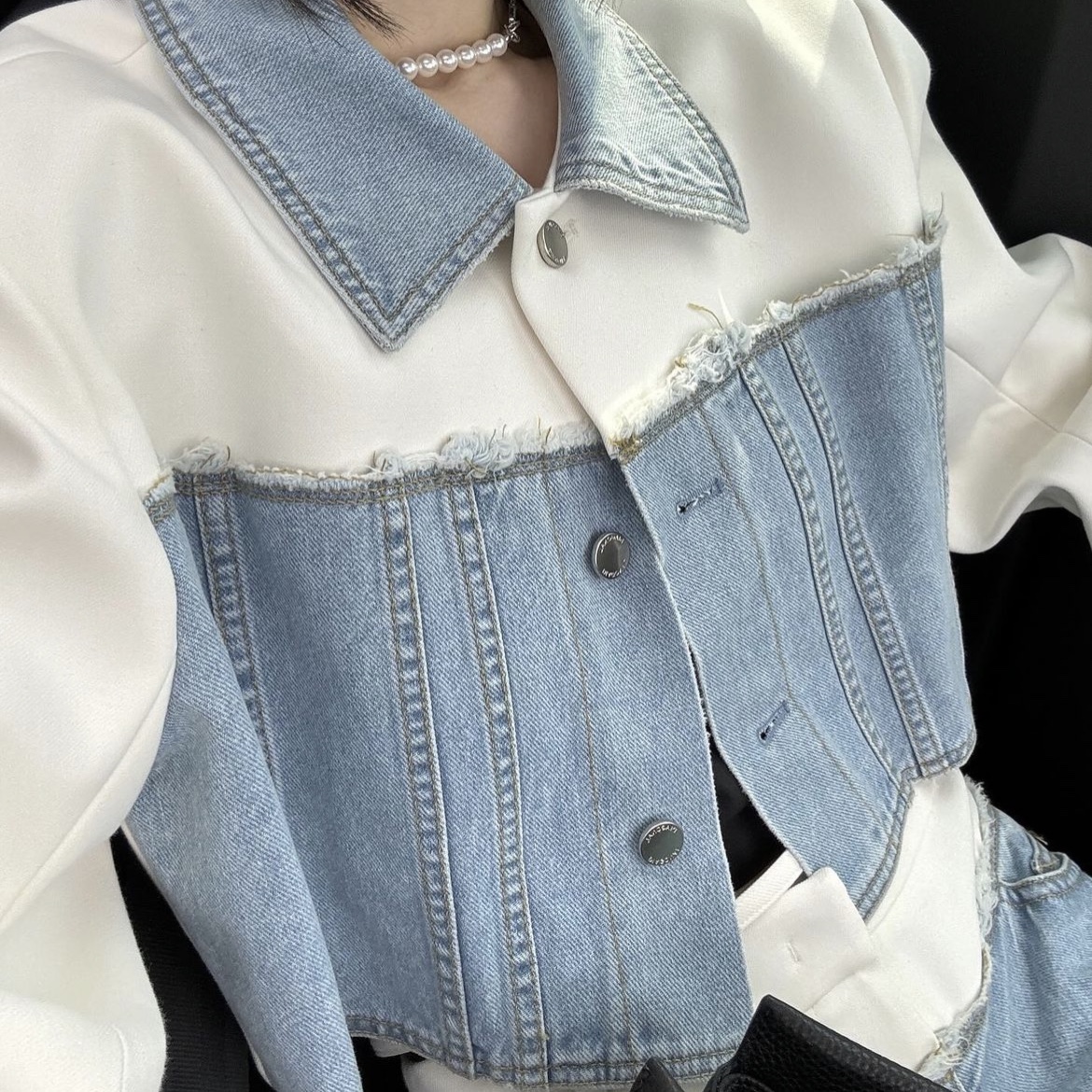 Diagonal Denim Mixed Jacket Blue 착용 스타일 - 3