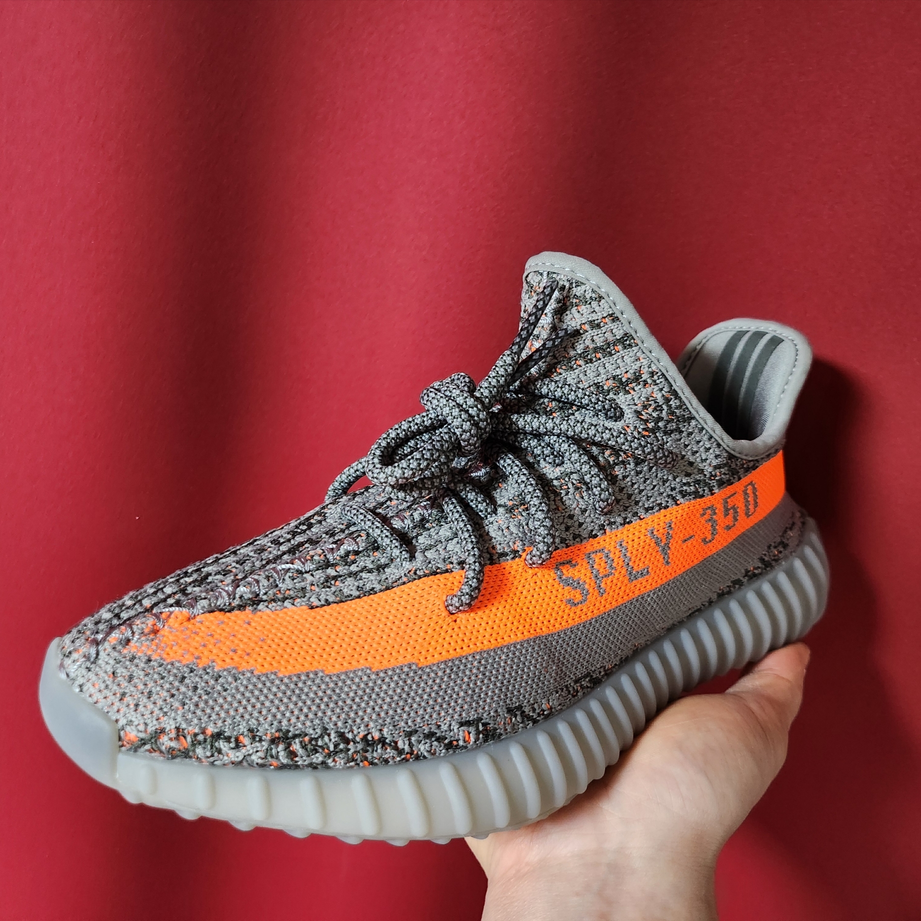 Adidas Yeezy Boost 350 V2 Beluga - Reflective 착용 스타일 - 2