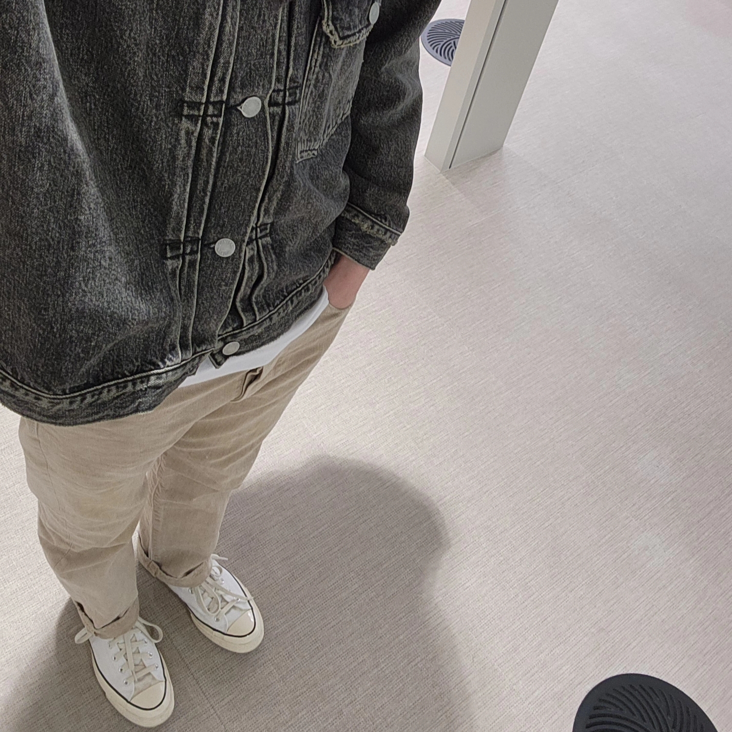 Converse Chuck 70 Black Pinstripe White 착용 스타일