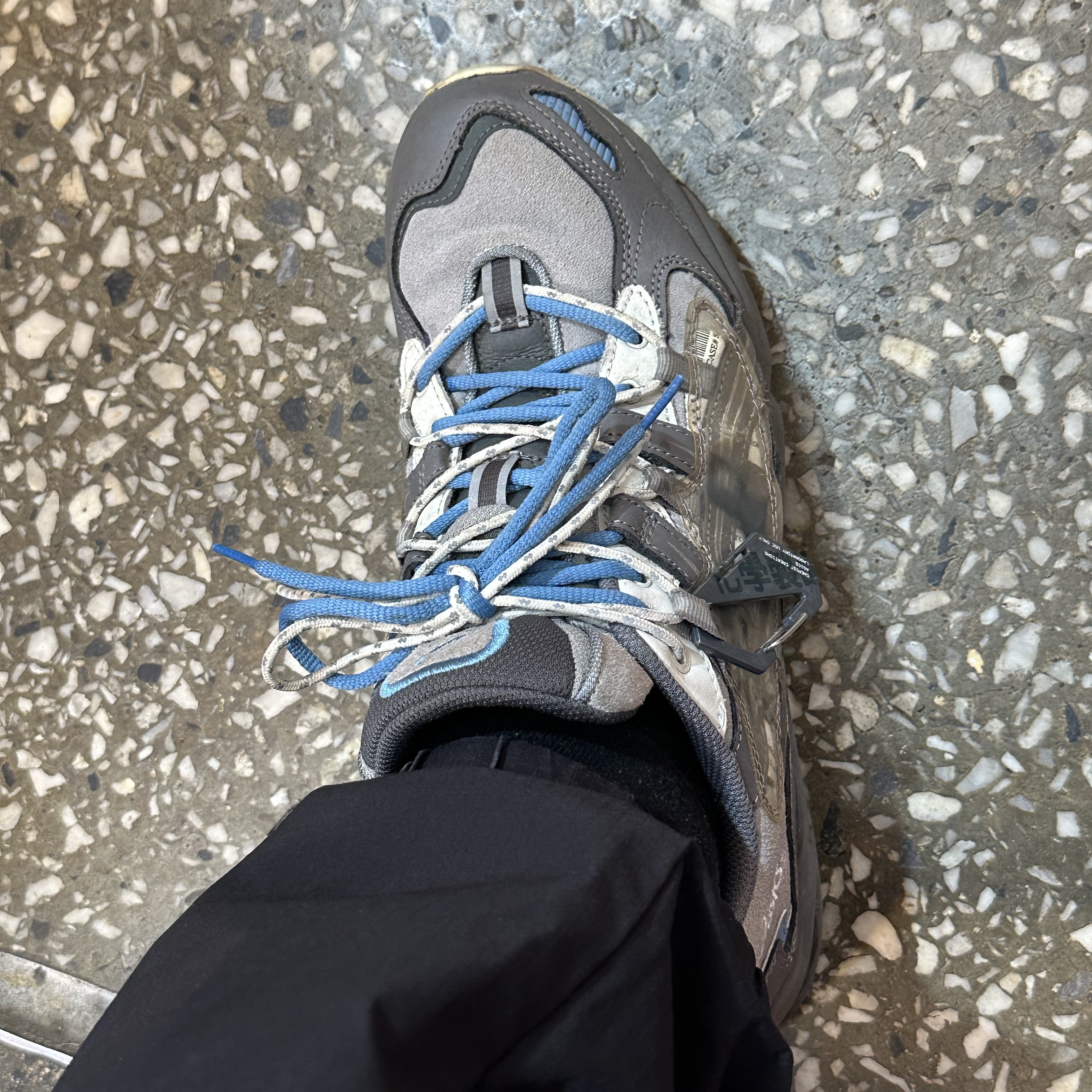 Asics Gel-Kayano 5 Chemist Creations Grey Blue 착용 스타일