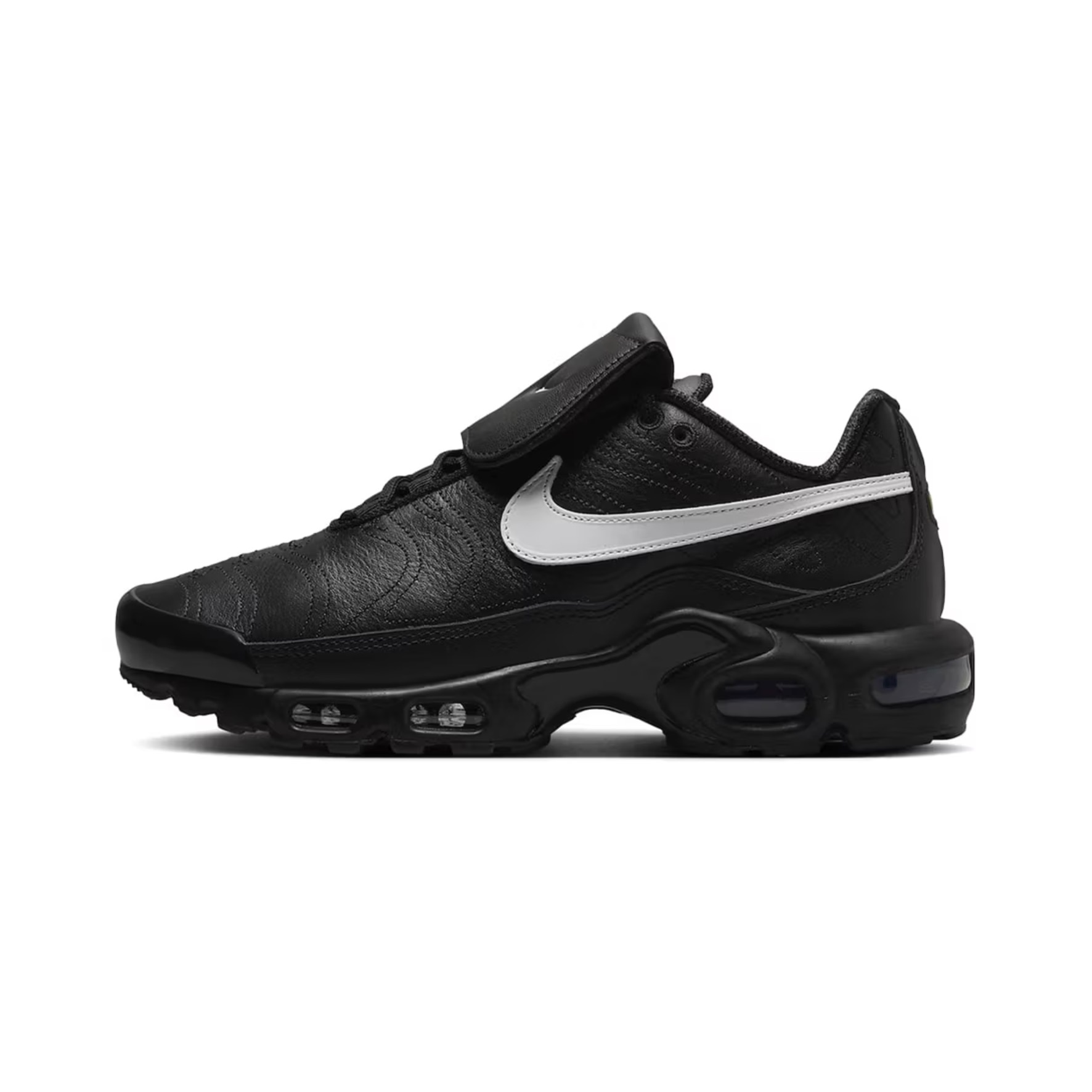 Nike Air Max Plus Triple Black, (GS) Nike Air Max Plus Triple Black 착용 스타일 - 3
