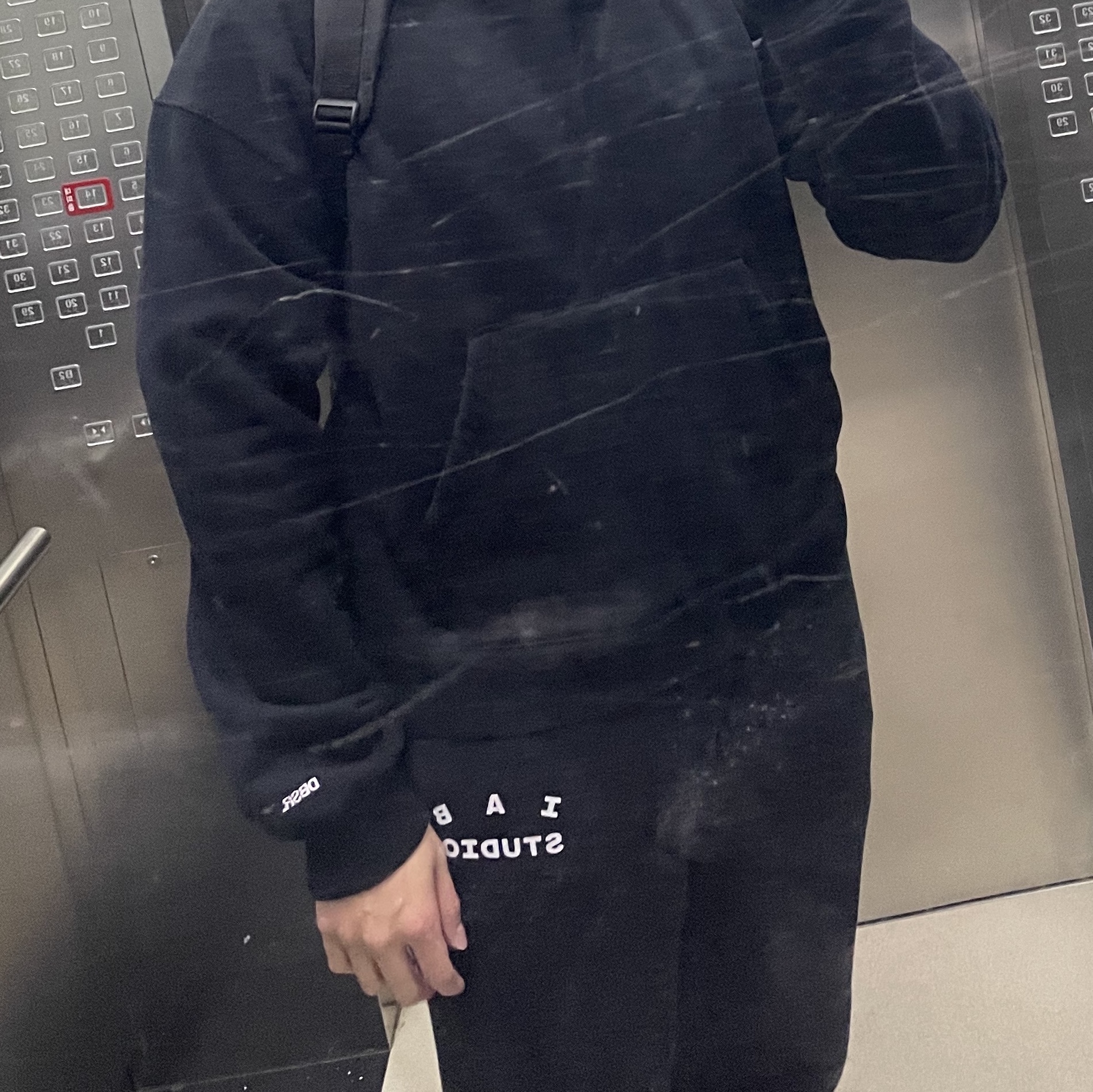 IAB Studio Sweatpants Black White - 23SS 착용 스타일