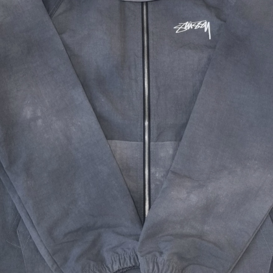 Stussy Wave Dye Beach Shell Jacket Black 착용 스타일