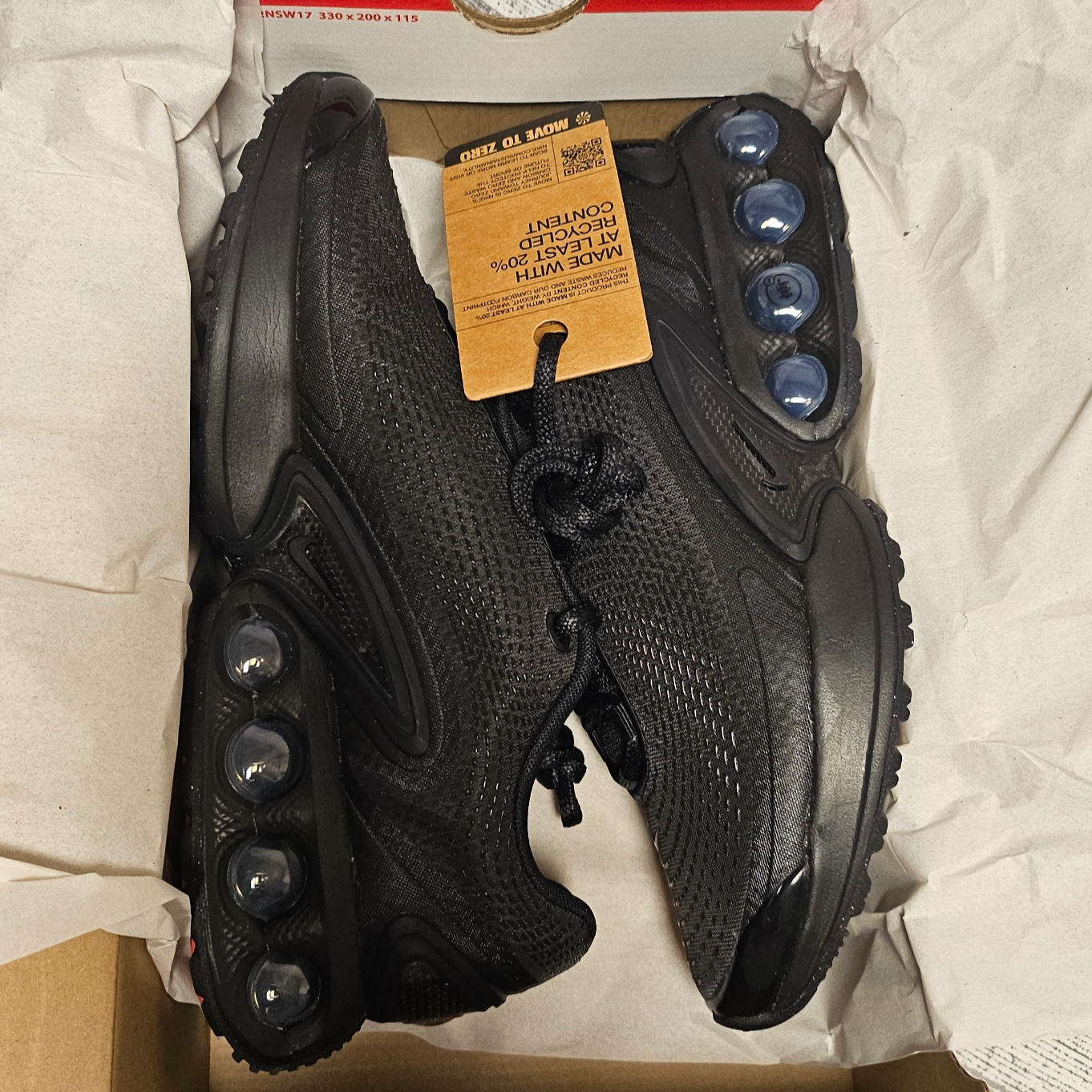 Nike Air Max Dn Black Grey 착용 스타일 - 1