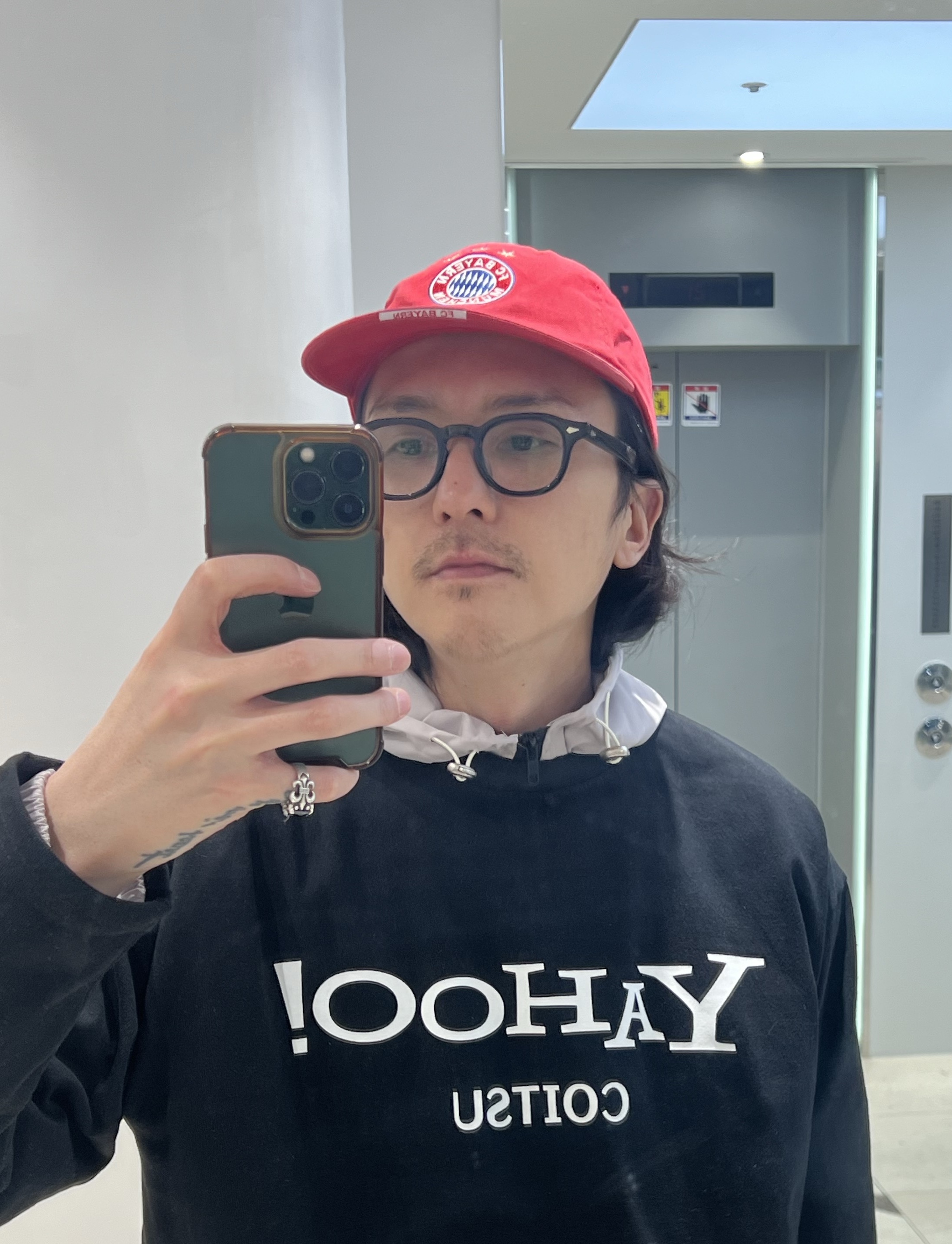 JTO Originals AR 46-22 Black, Arc'teryx Norvan Regular Brim Hat Black 착용 스타일 - 4