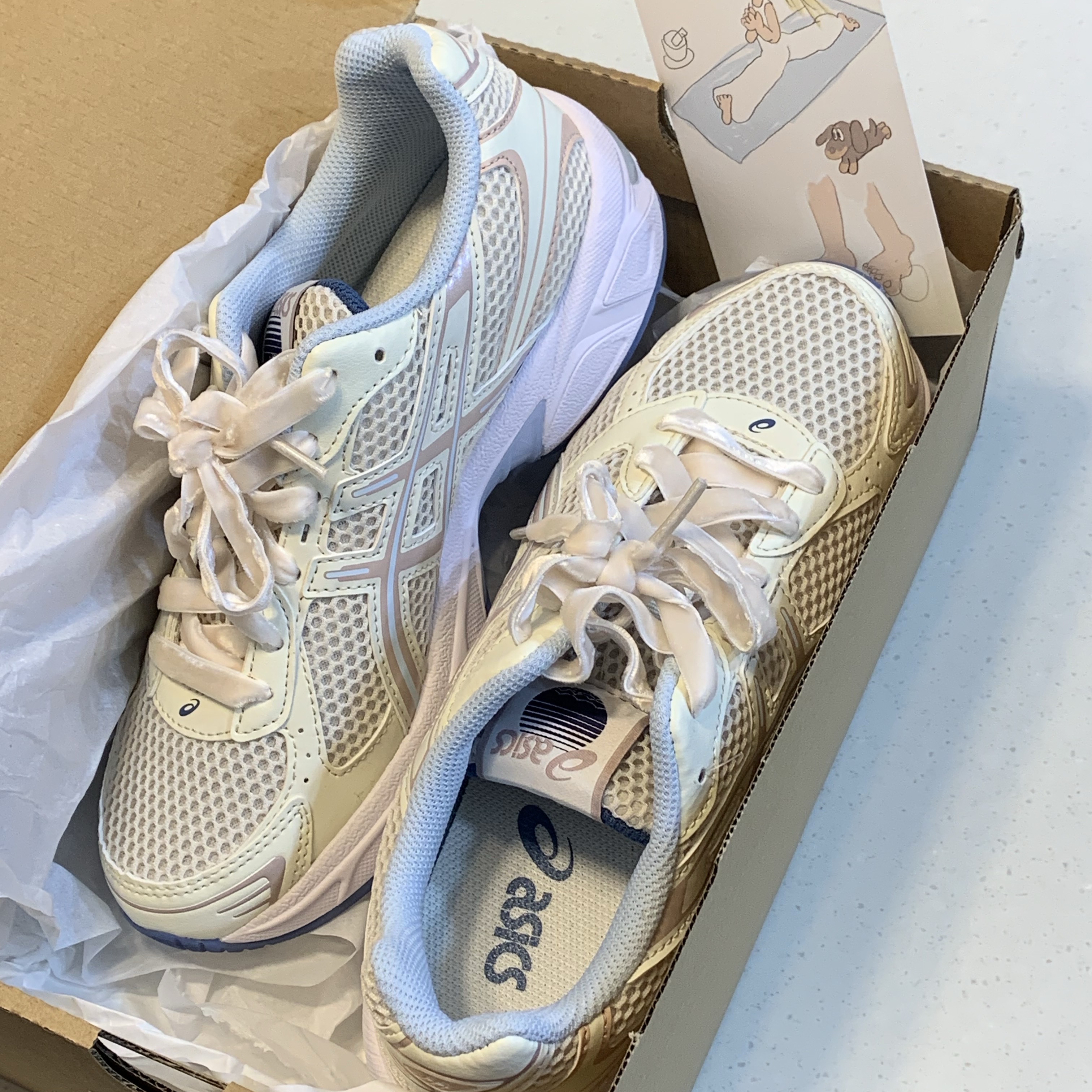 (W) Asics Gel-1130 Birch Mineral Beige 착용 스타일 - 1