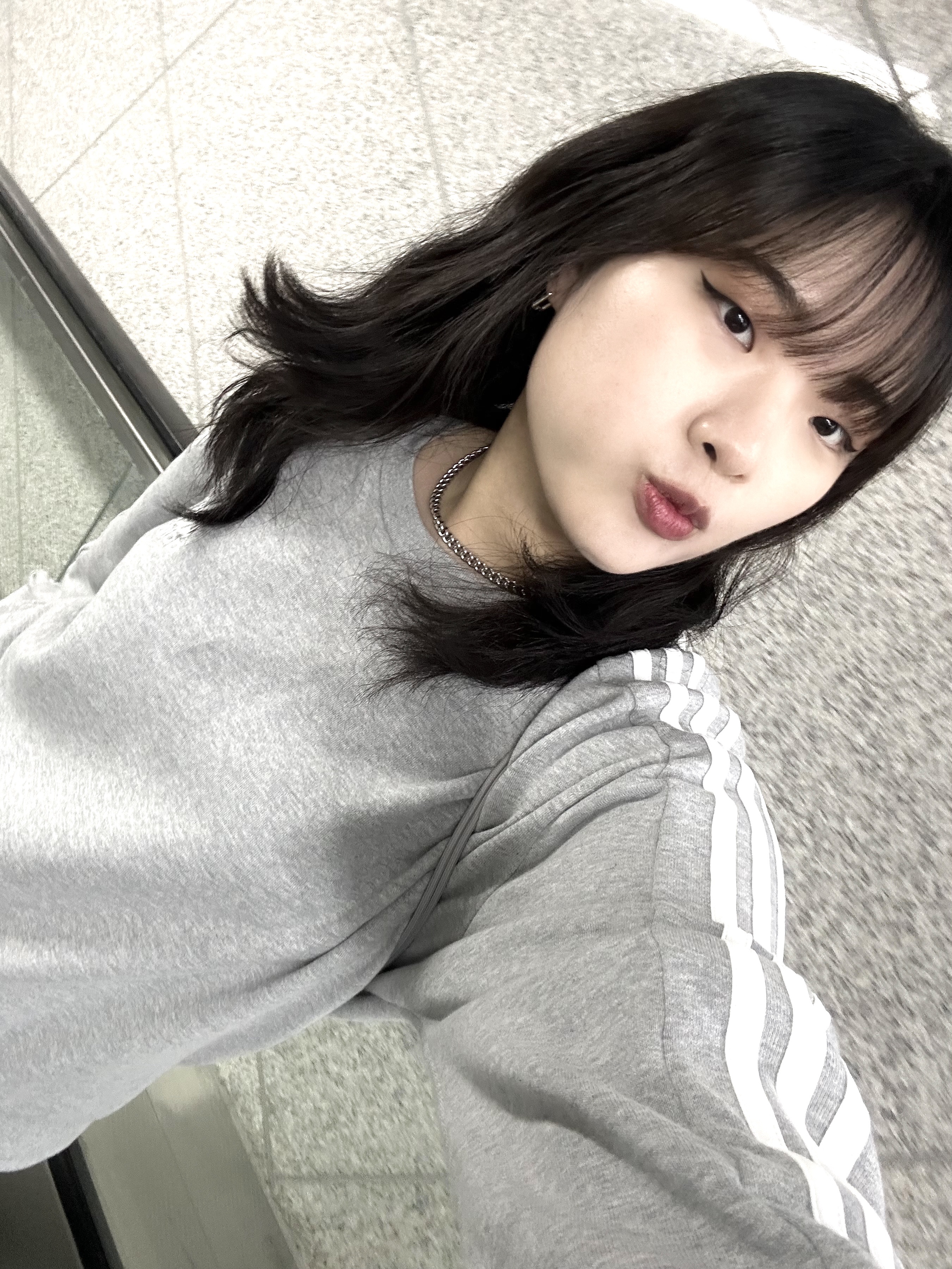 Fila Replica 2002 Grey White 착용 스타일 - 2