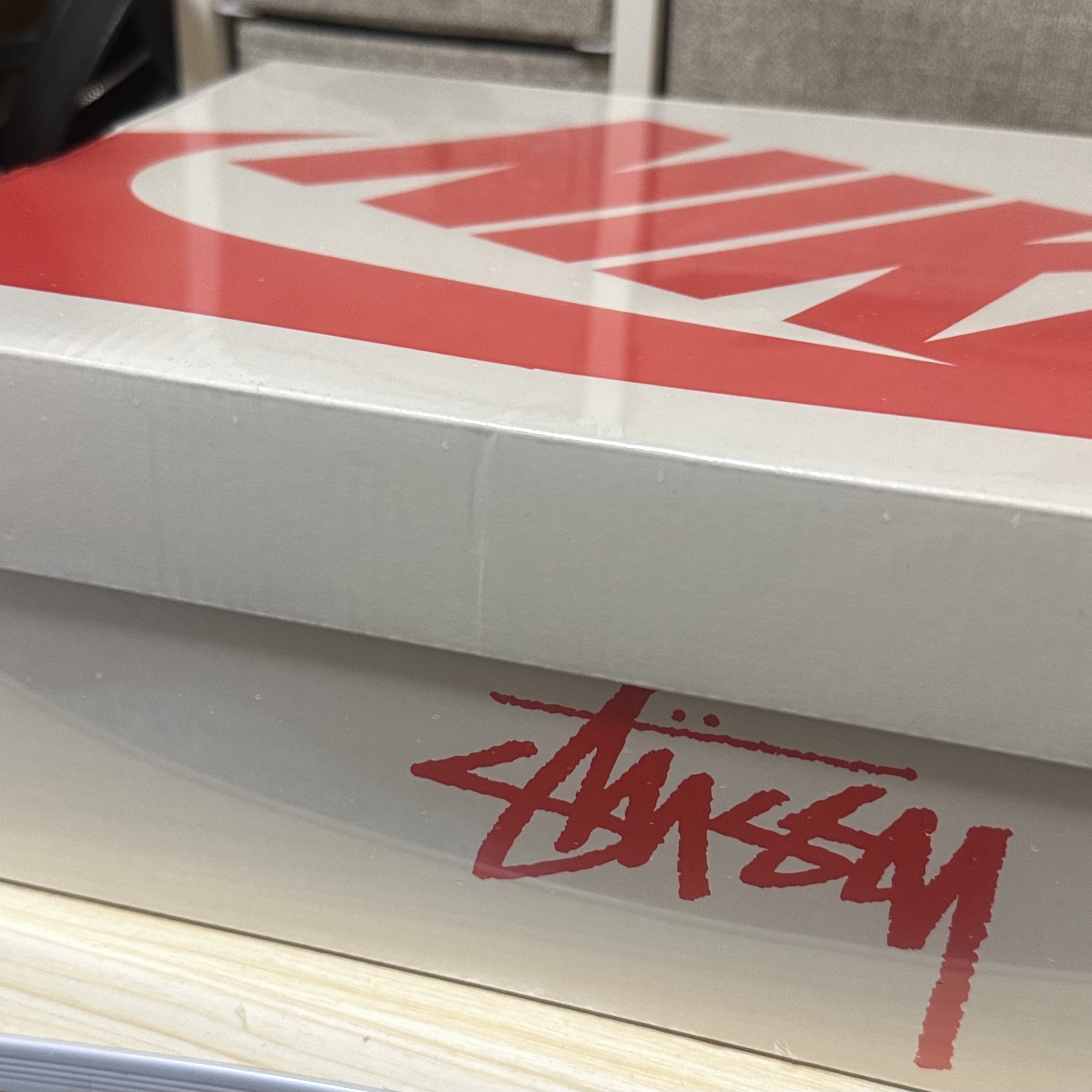 Nike x Stussy Air Force 1 '07 Mid SP Black and Light Bone 착용 스타일 - 3
