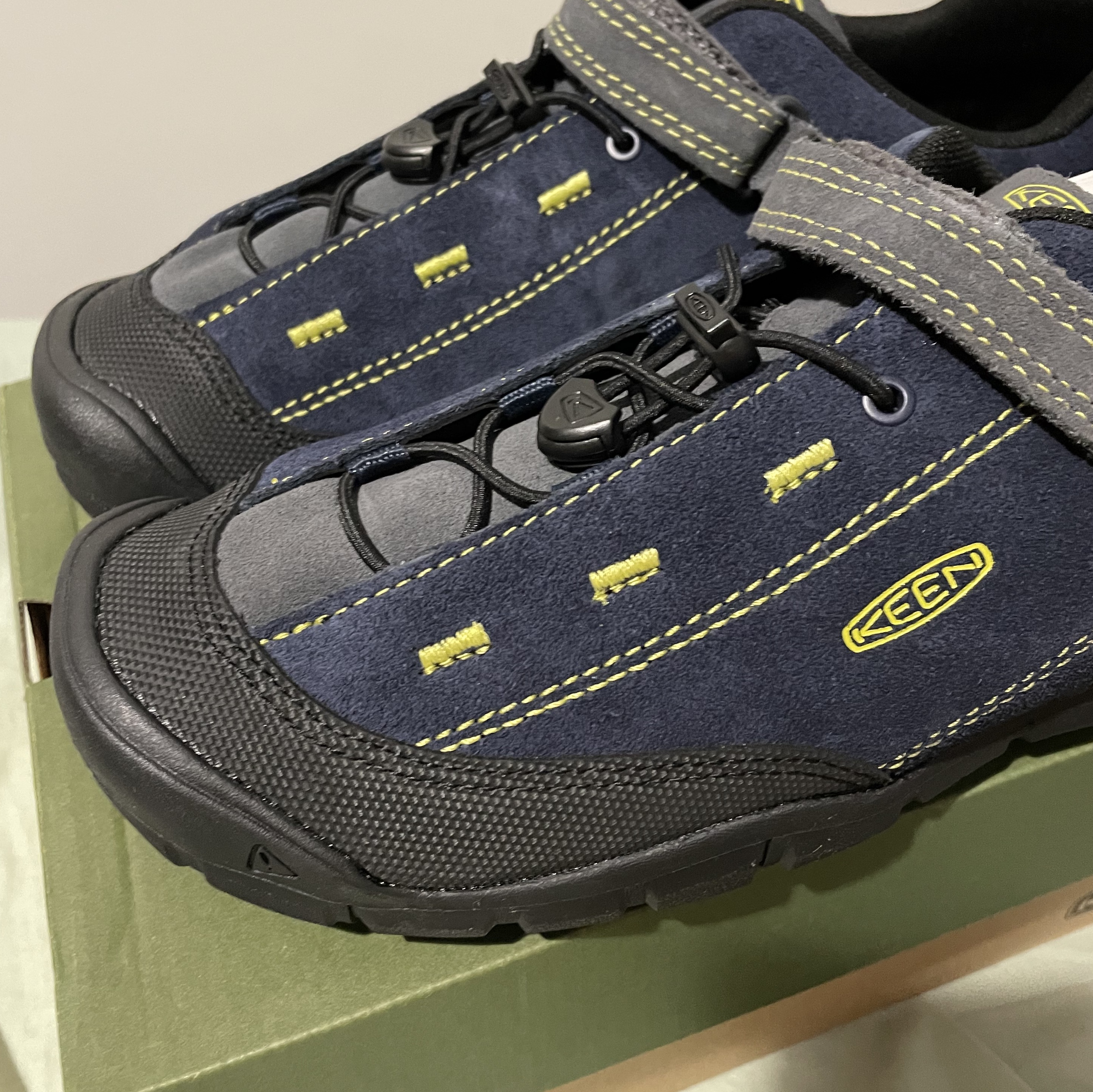(Kids) Keen Jasper II Sneakers Navy 착용 스타일 - 3