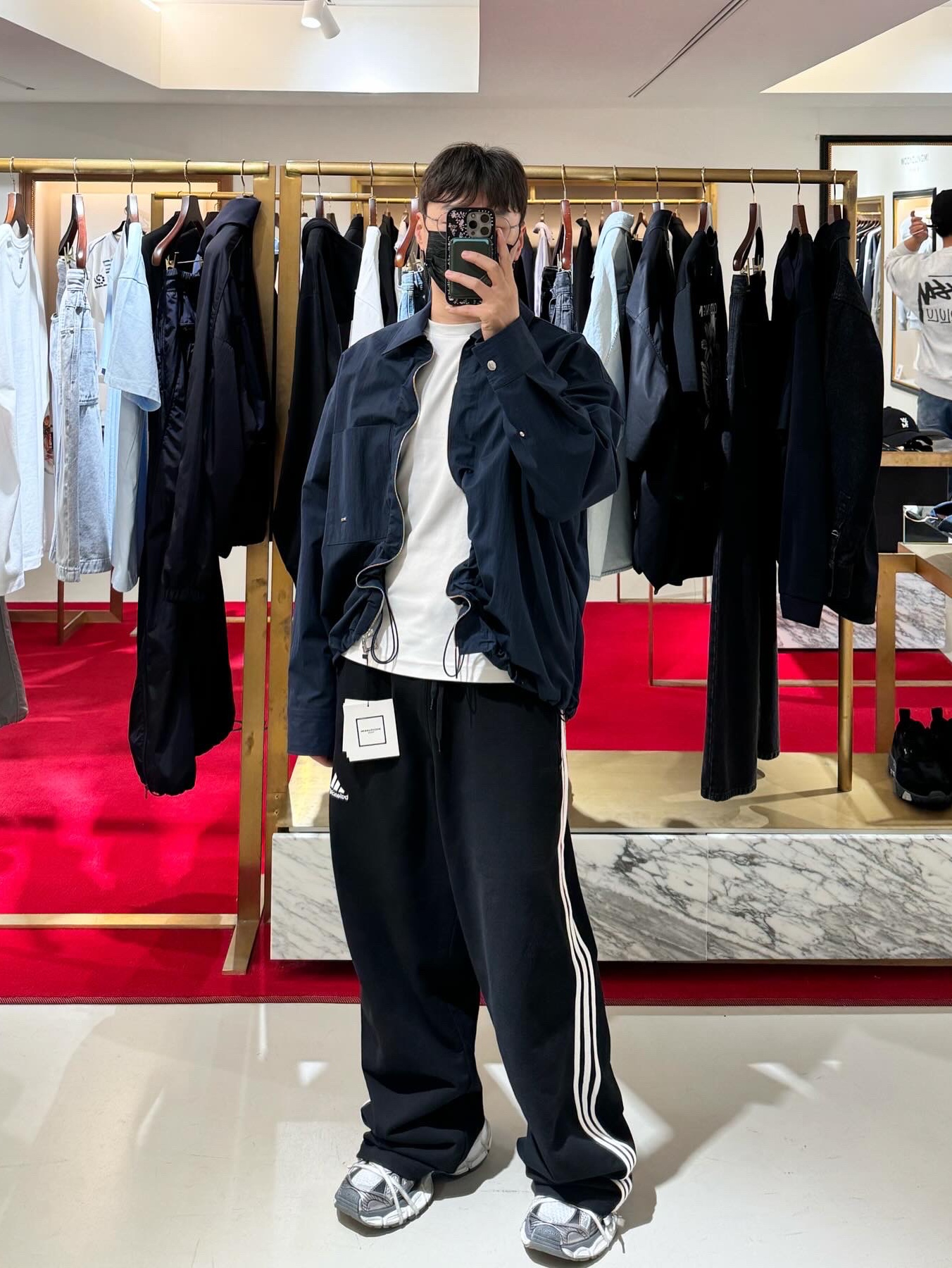 Balenciaga x Adidas Fleece Baggy Sweatpants Black, Balenciaga 3XL Sneakers Grey White Red 착용 스타일 - 1