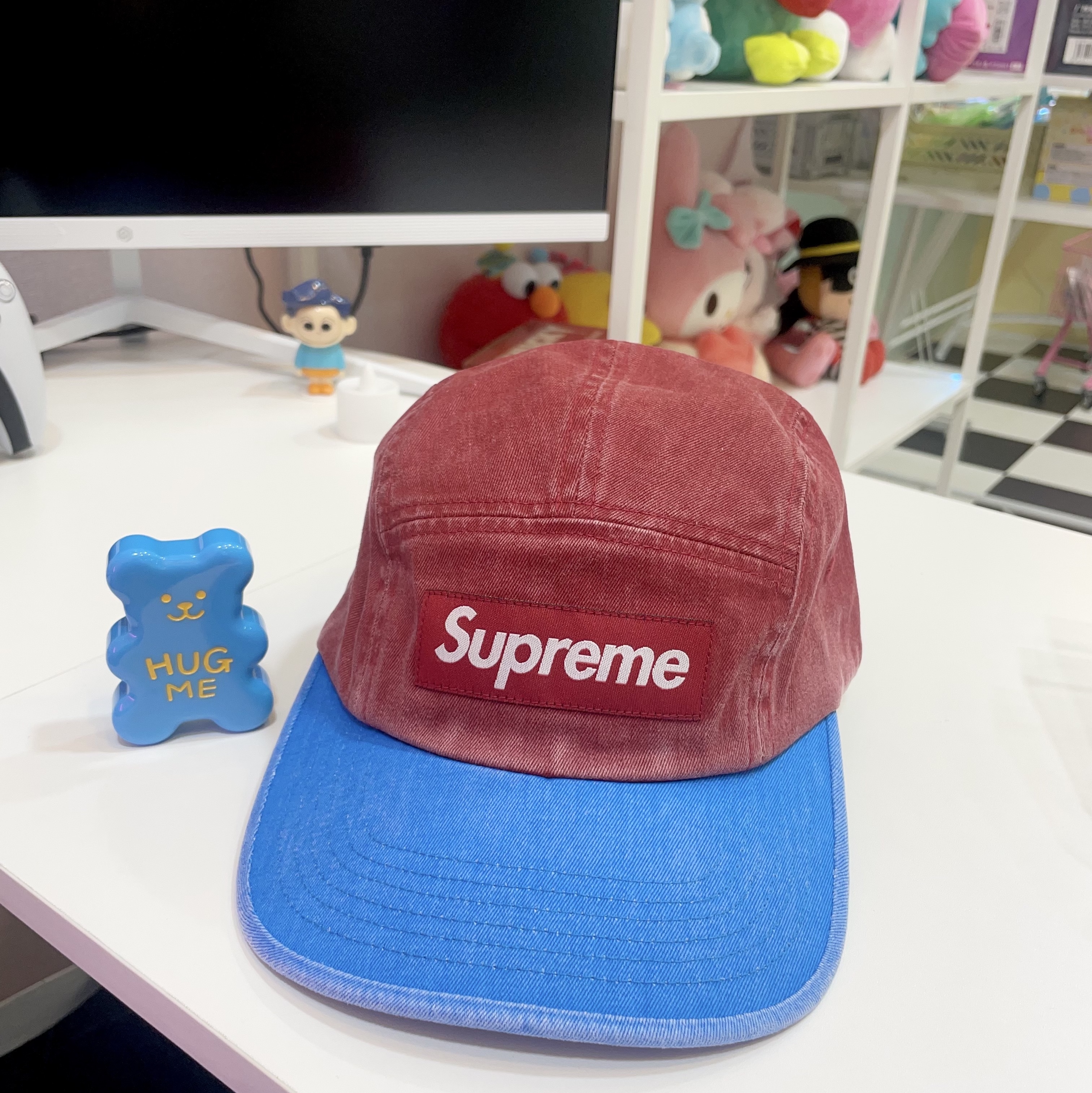 Supreme Pigment 2-Tone Camp Cap Red - 24SS 착용 스타일
