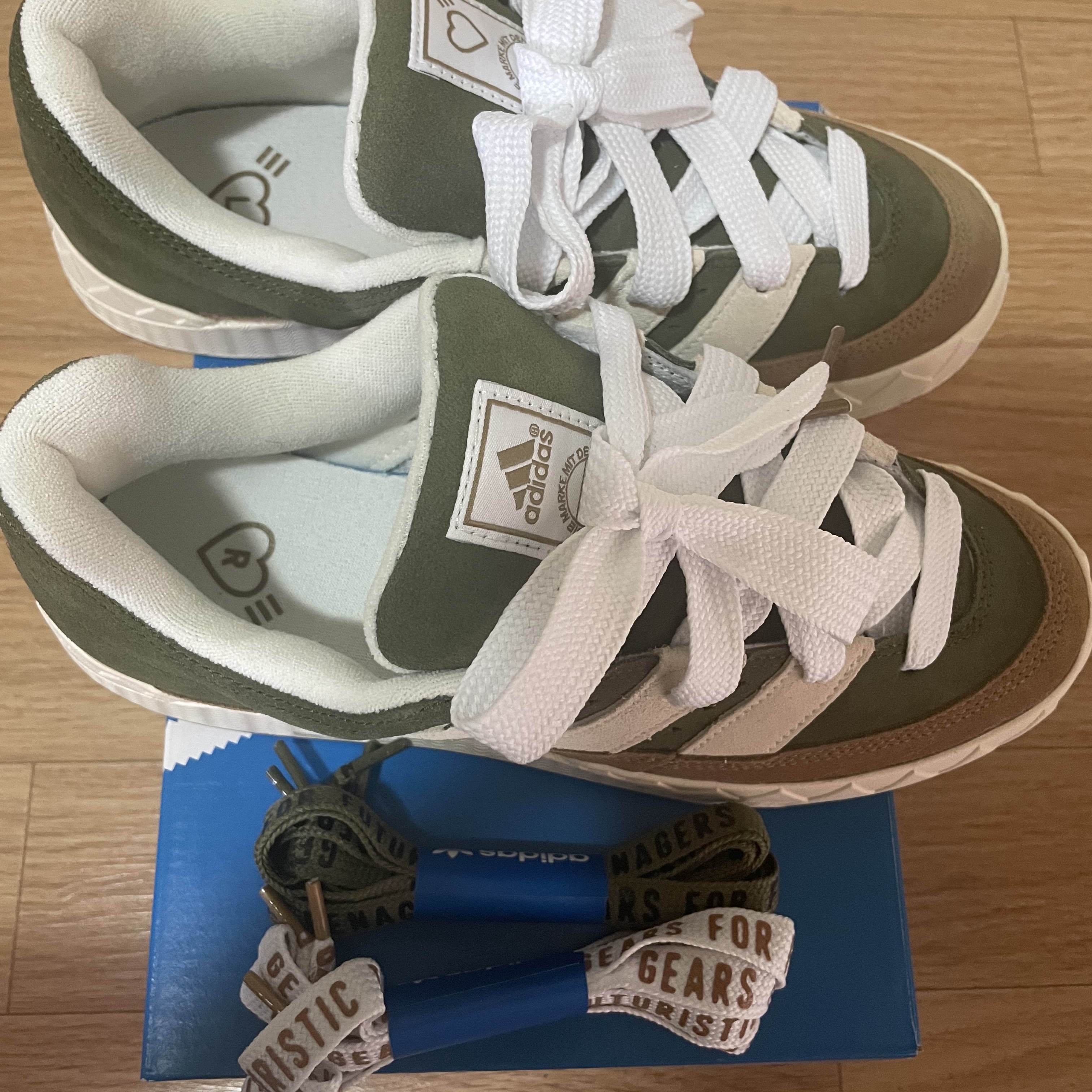 Adidas x Human Made Adimatic Brown 착용 스타일 - 1