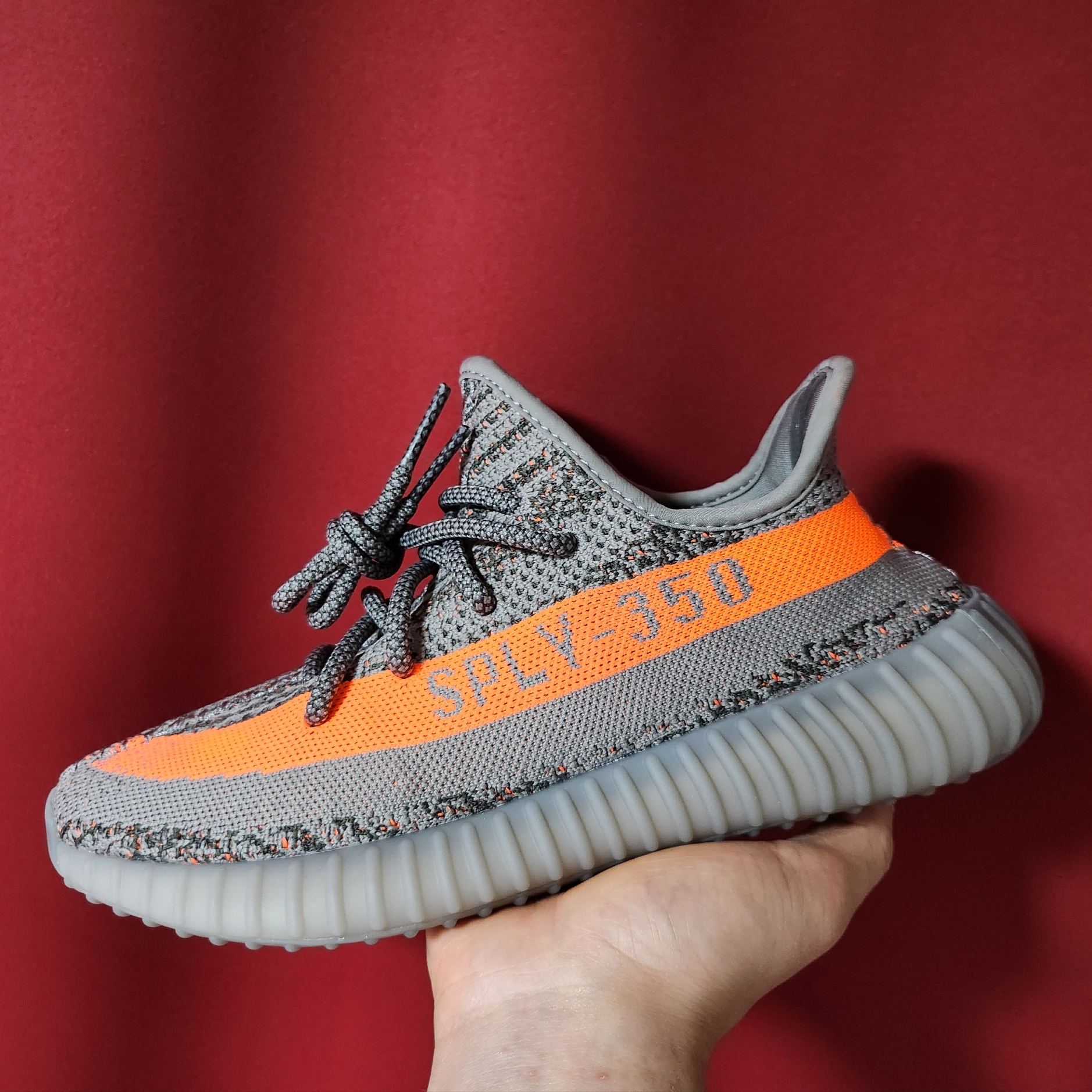 Adidas Yeezy Boost 350 V2 Beluga - Reflective 착용 스타일 - 1