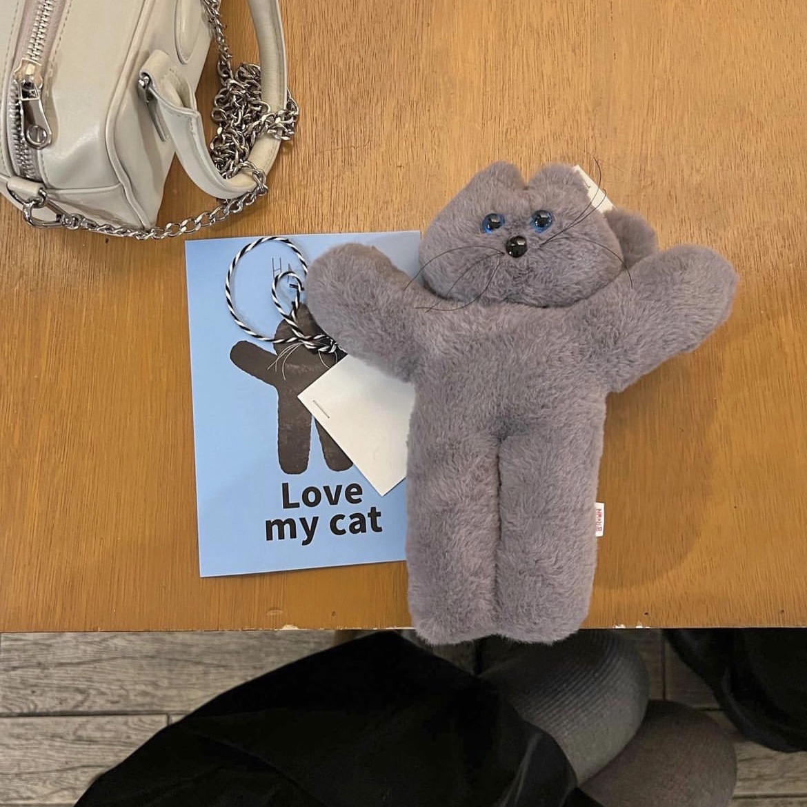 Lelbobrown Little Cat Keyring Hendrix 착용 스타일