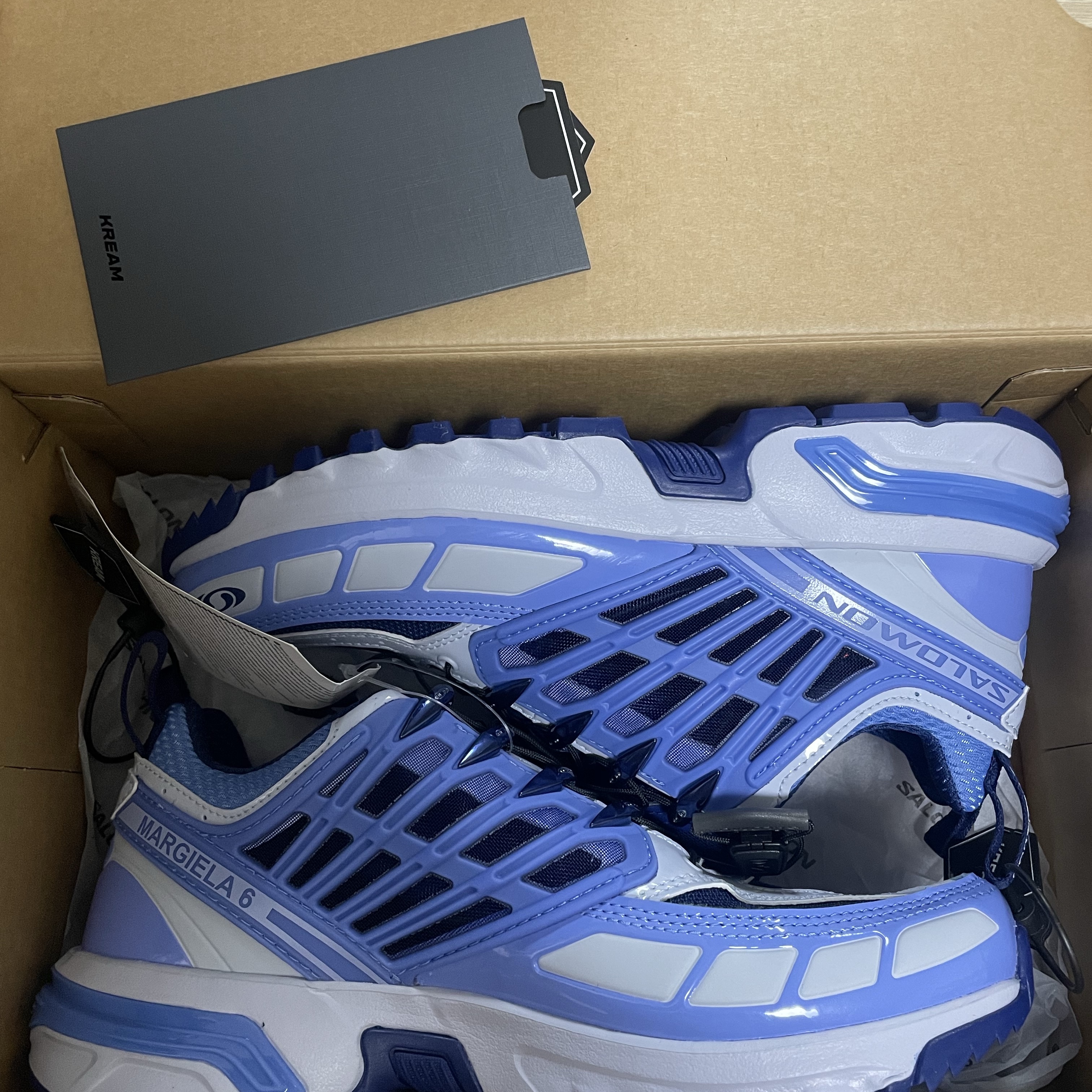Salomon x MM6 Maison Margiela ACS Pro Light Blue 착용 스타일